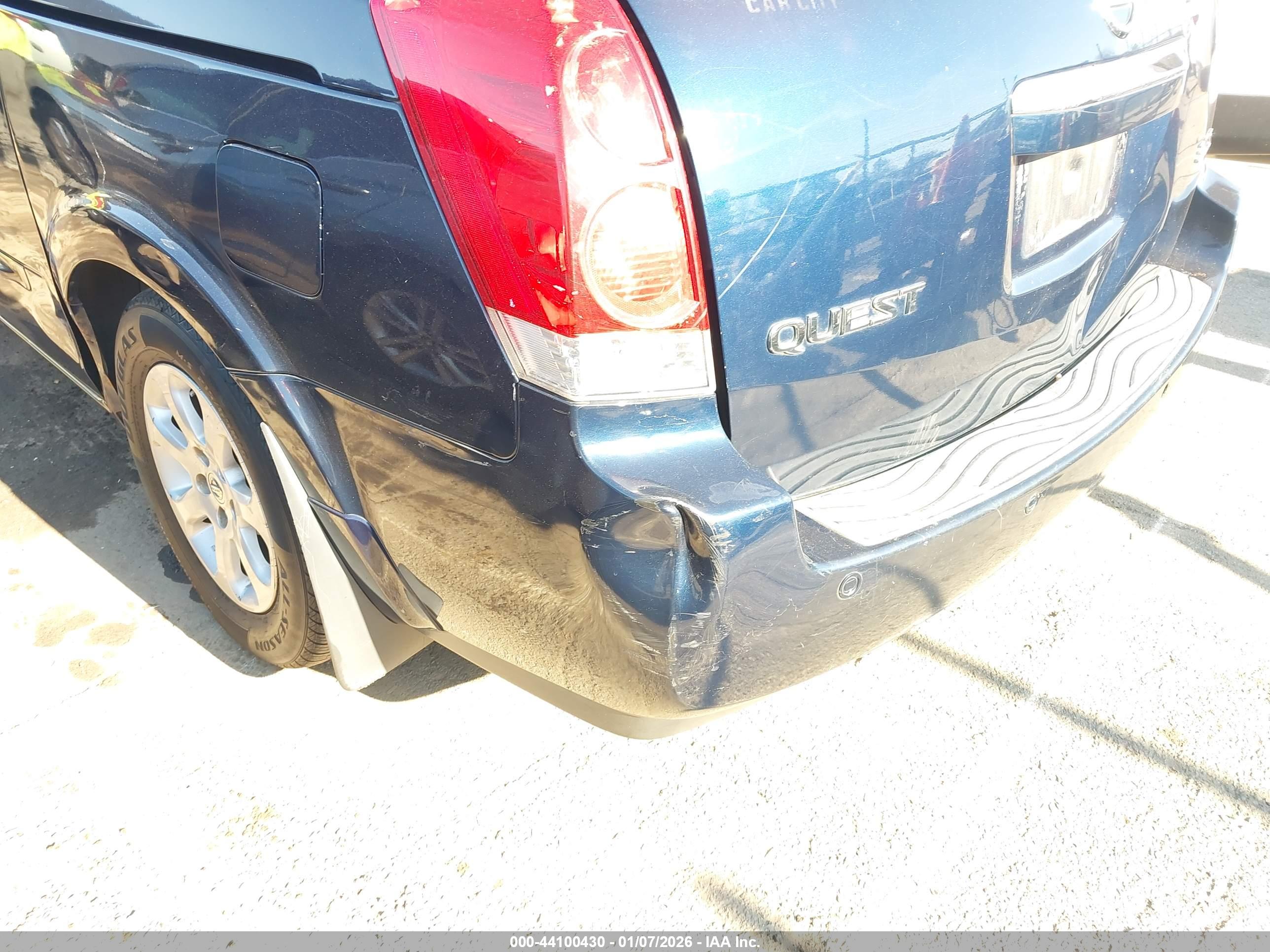 NISSAN QUEST image 6