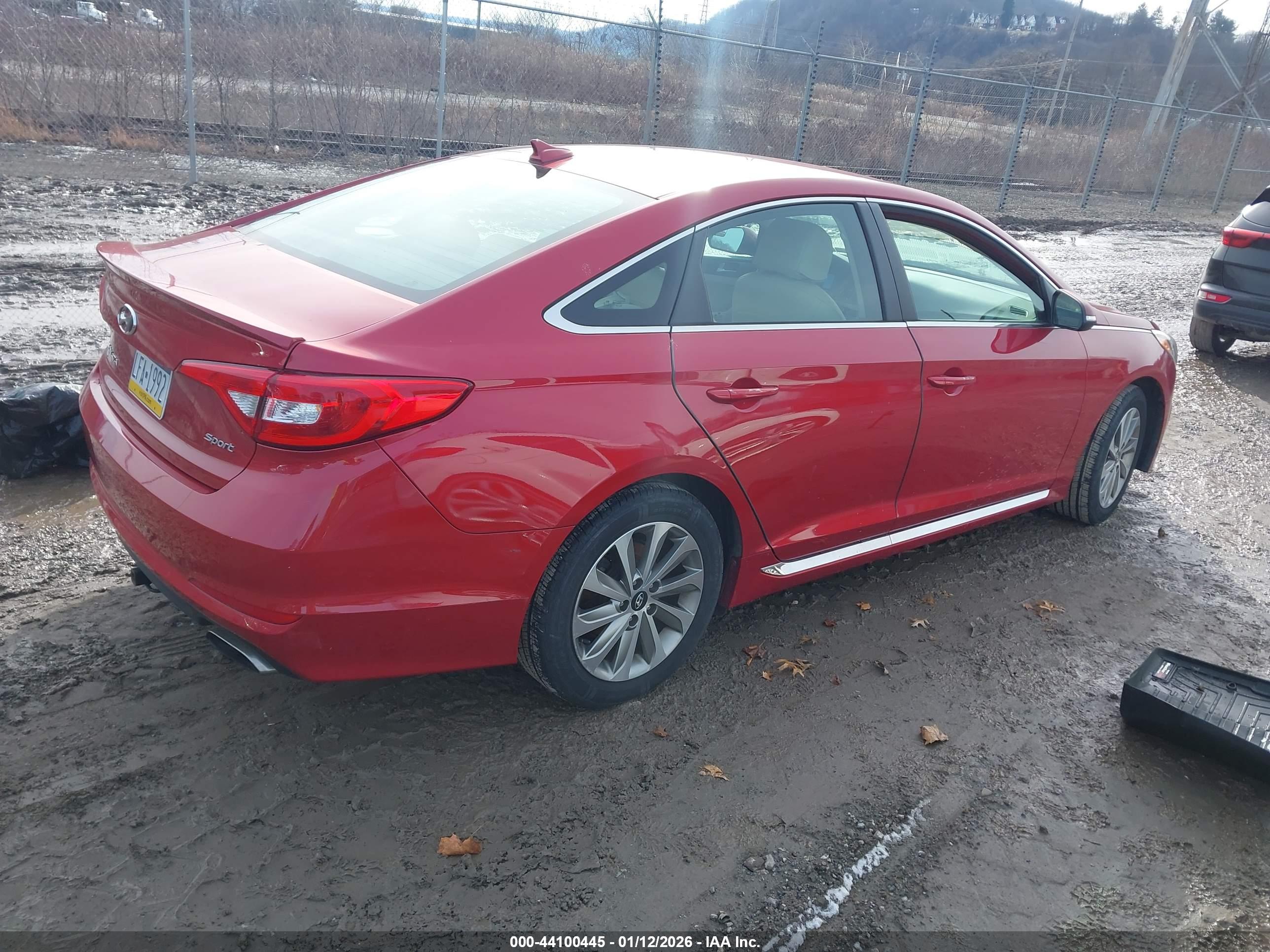 HYUNDAI SONATA image 4