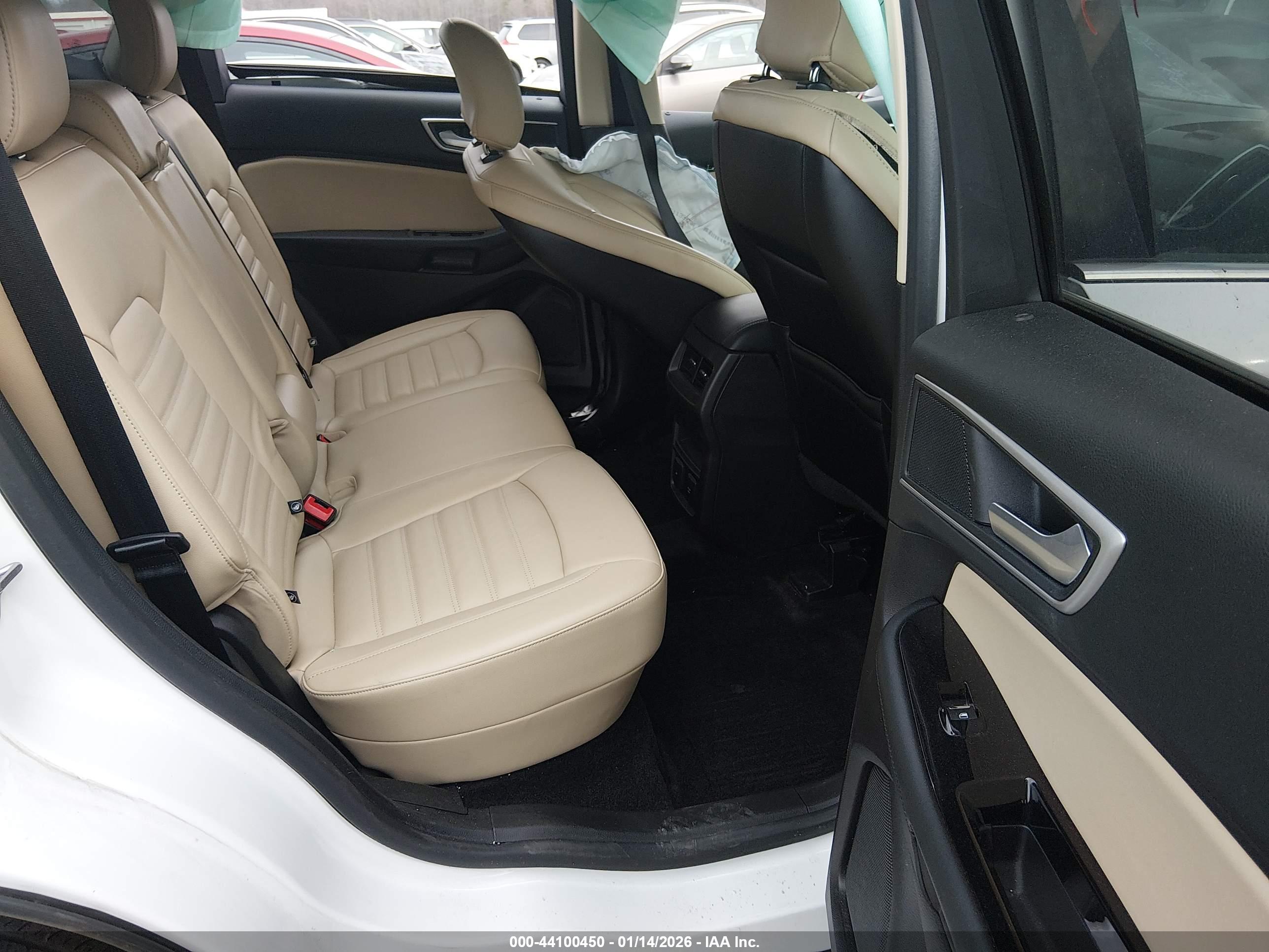 FORD EDGE image 8