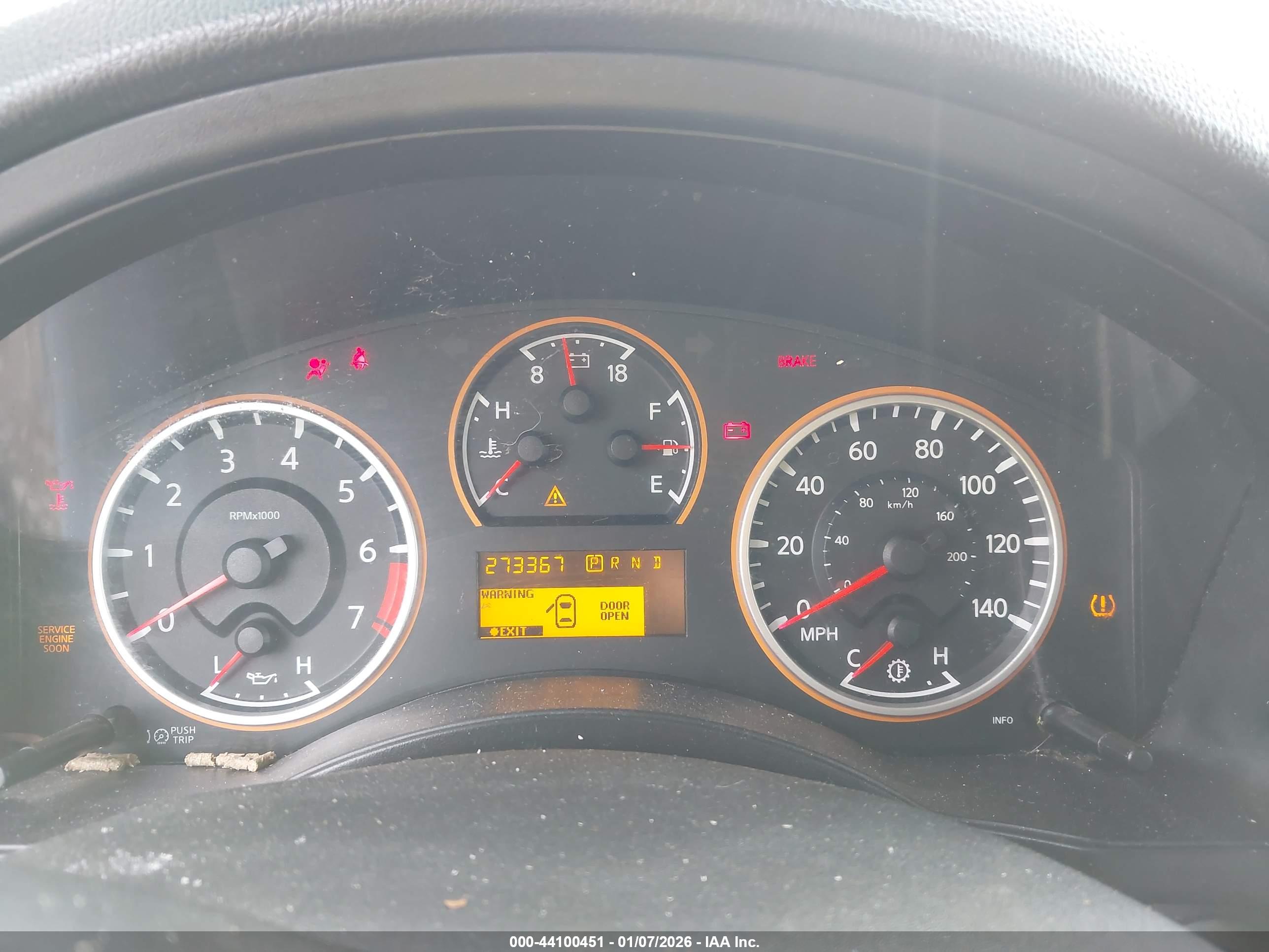 NISSAN ARMADA image 7