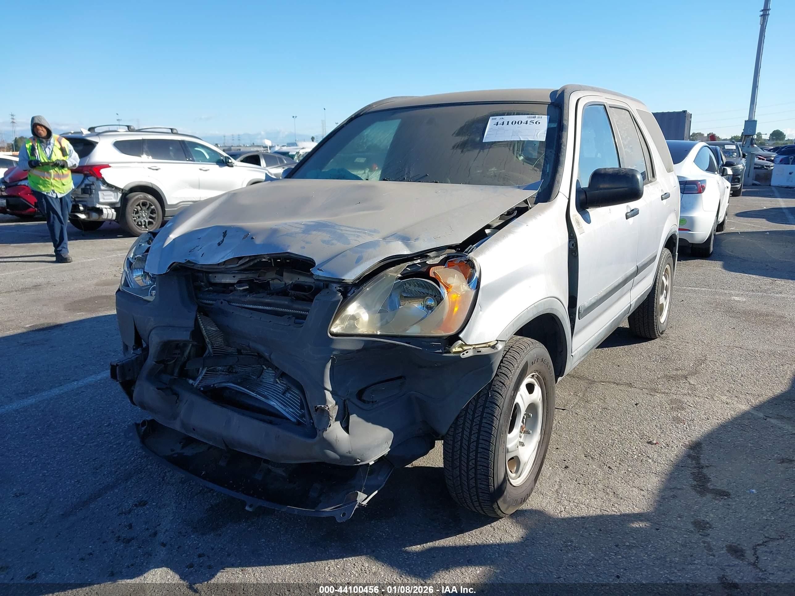 HONDA CR-V image 2