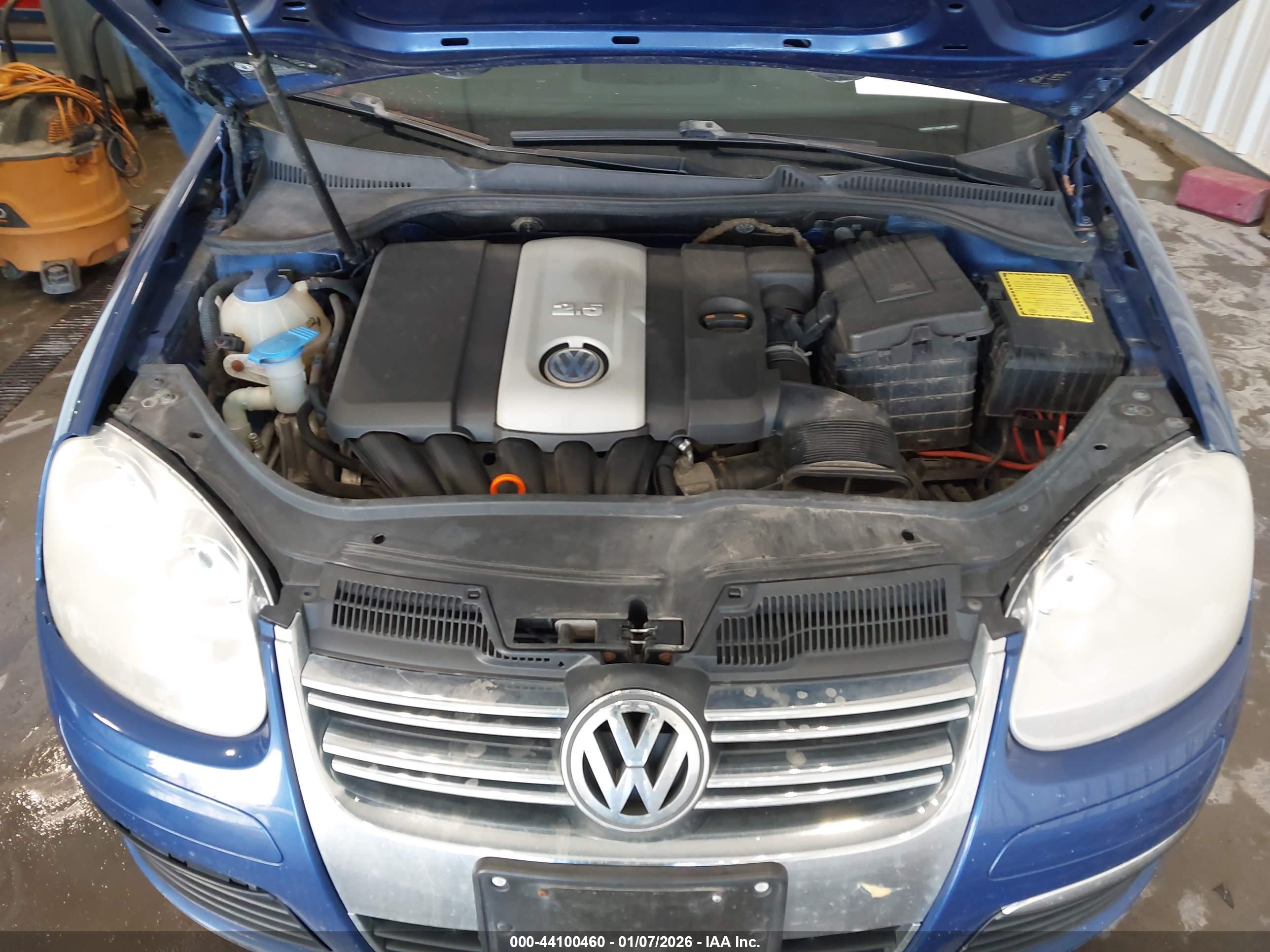 VOLKSWAGEN JETTA image 10