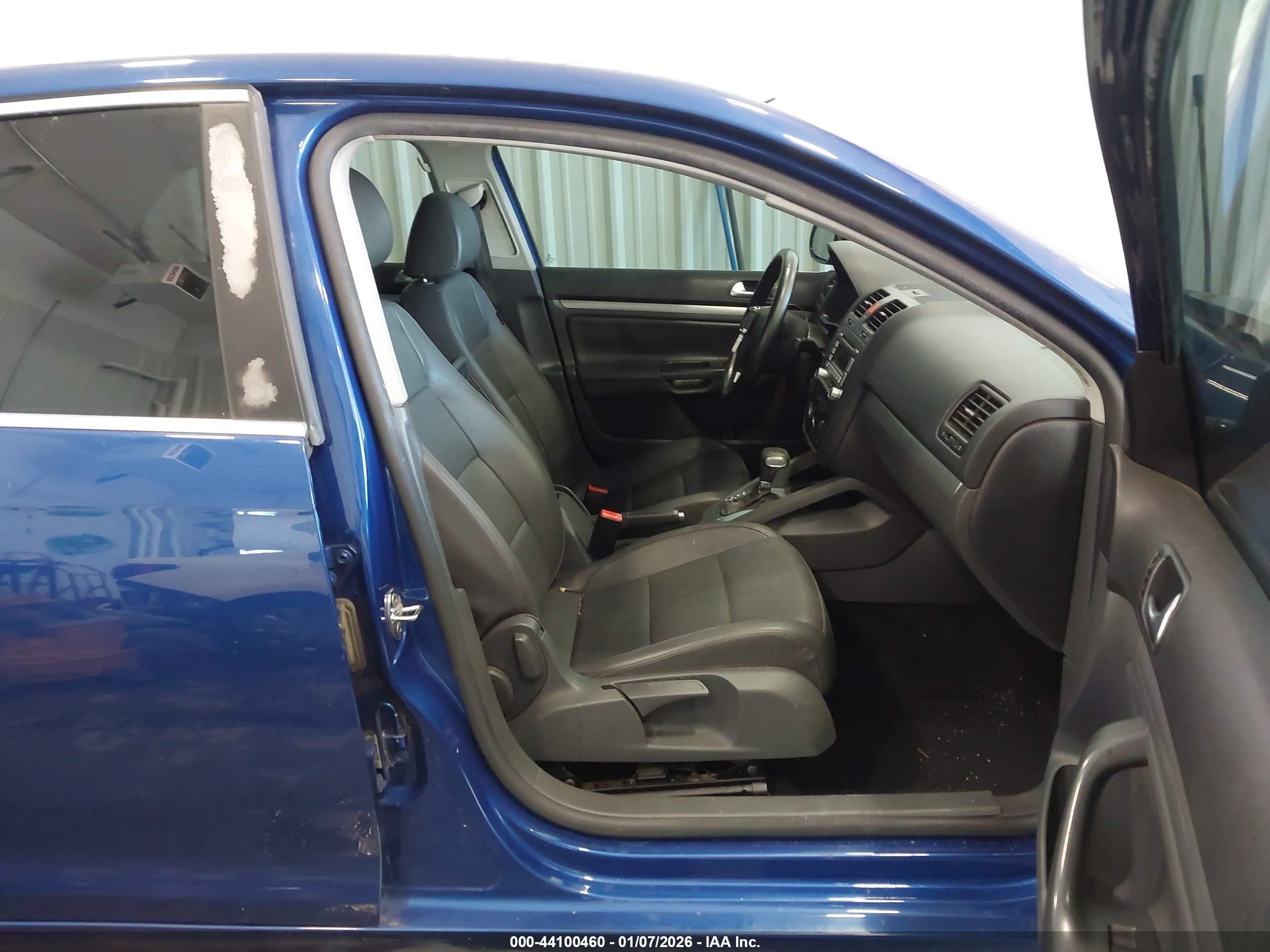 VOLKSWAGEN JETTA image 5