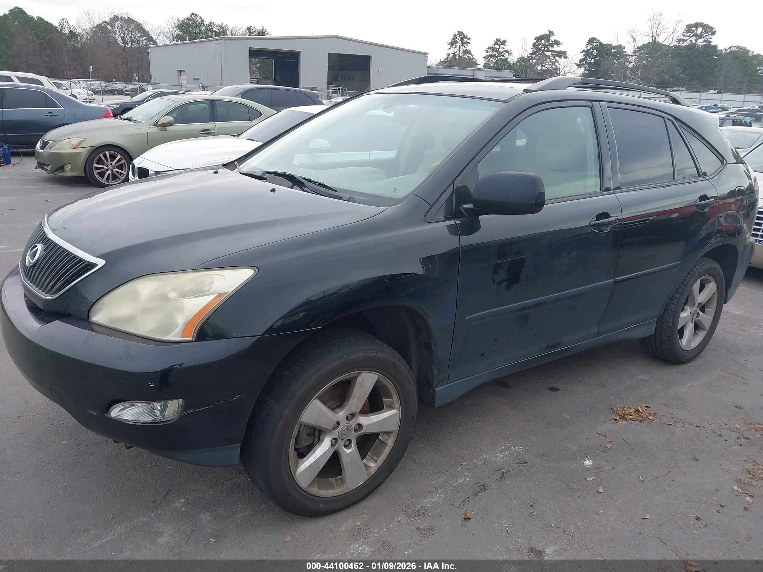 LEXUS RX image 2