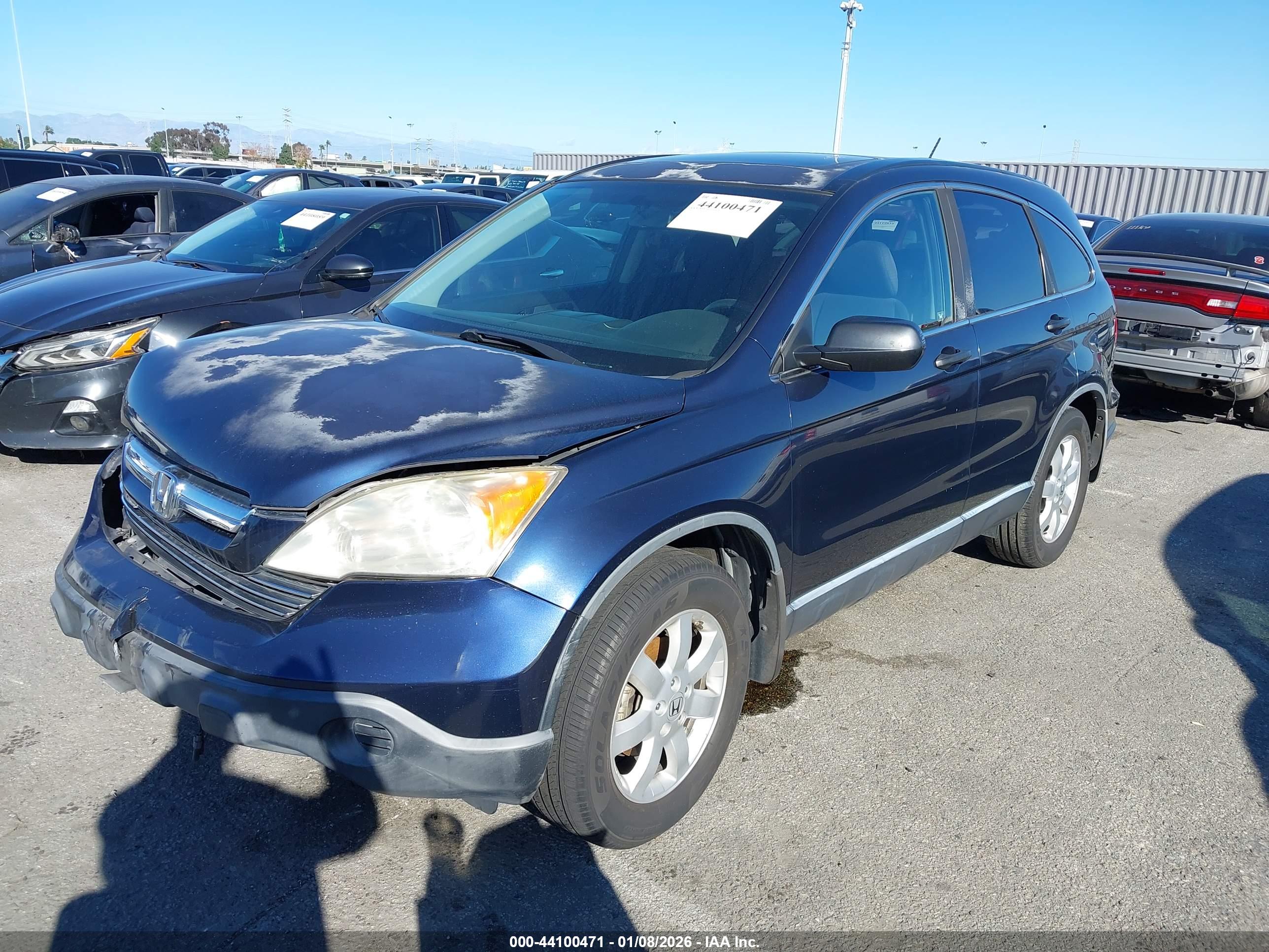 HONDA CR-V image 2