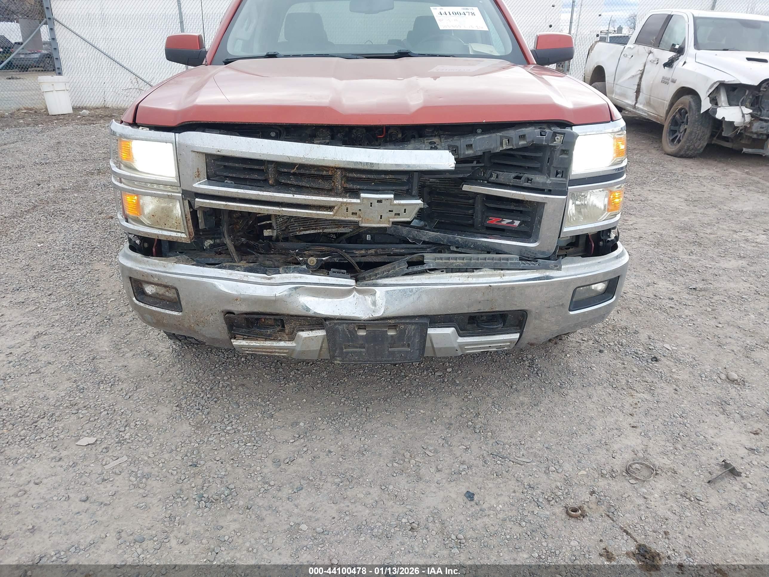 CHEVROLET SILVERADO image 6