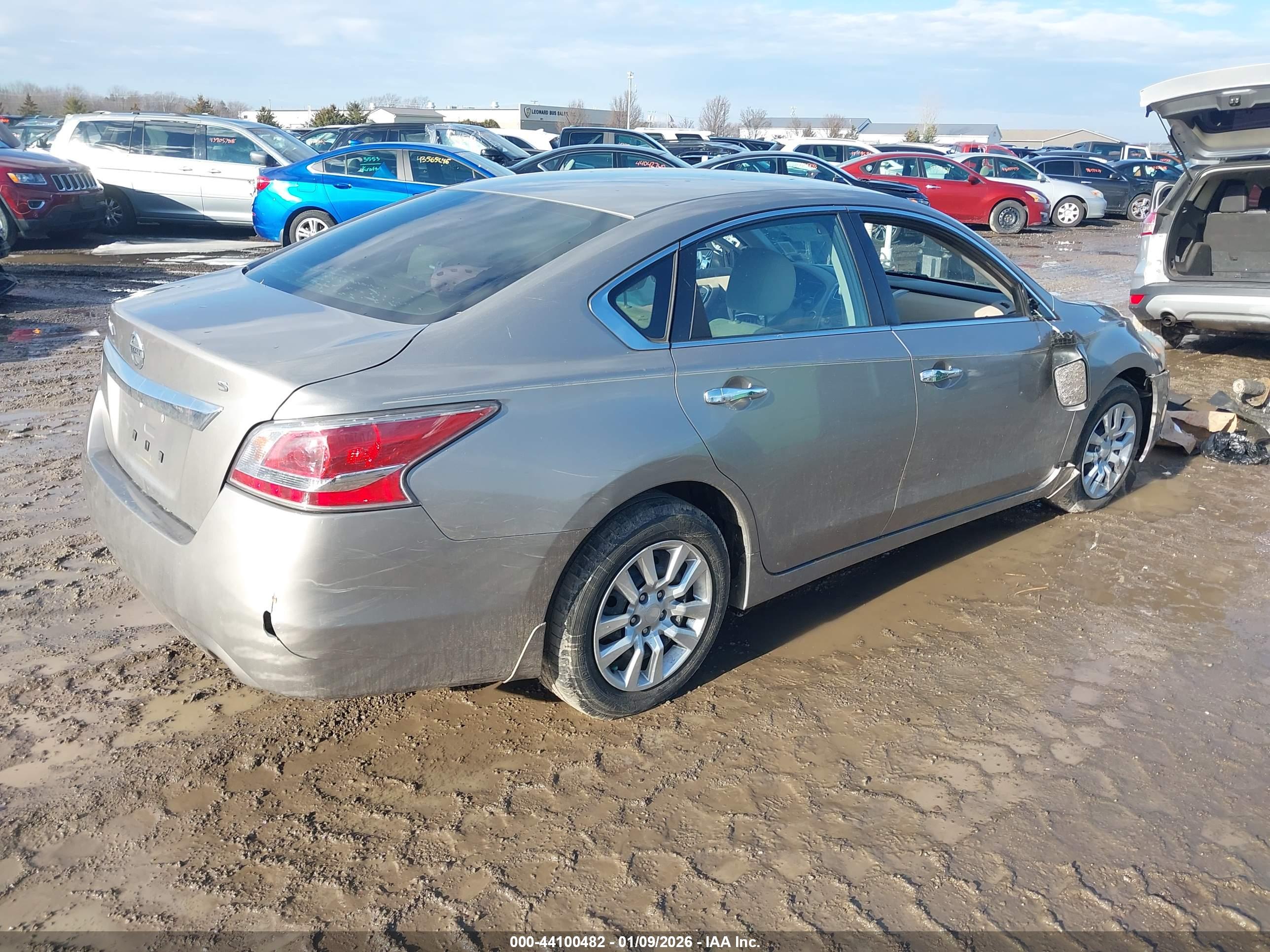 NISSAN ALTIMA image 4