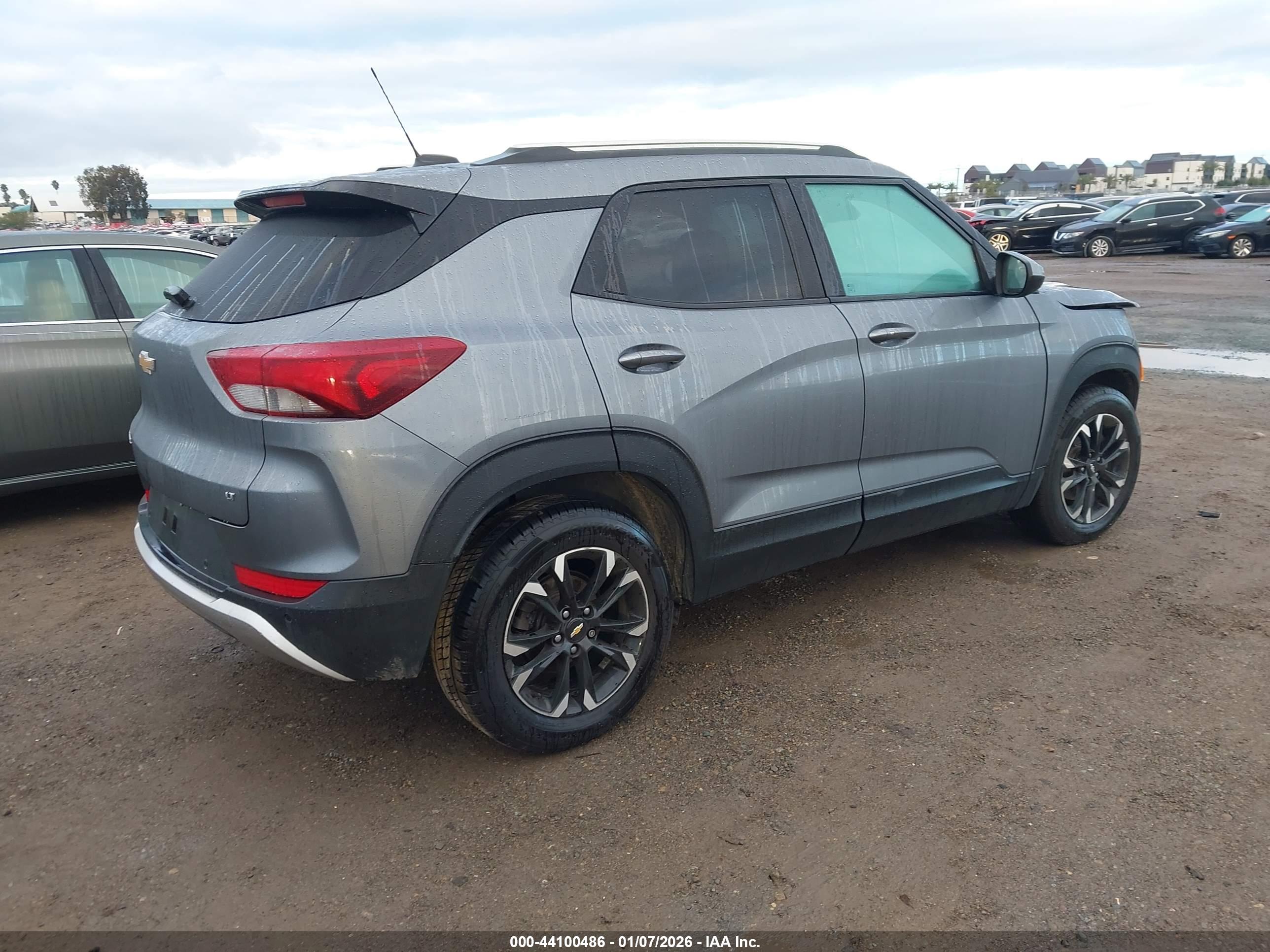 CHEVROLET TRAILBLAZER image 4