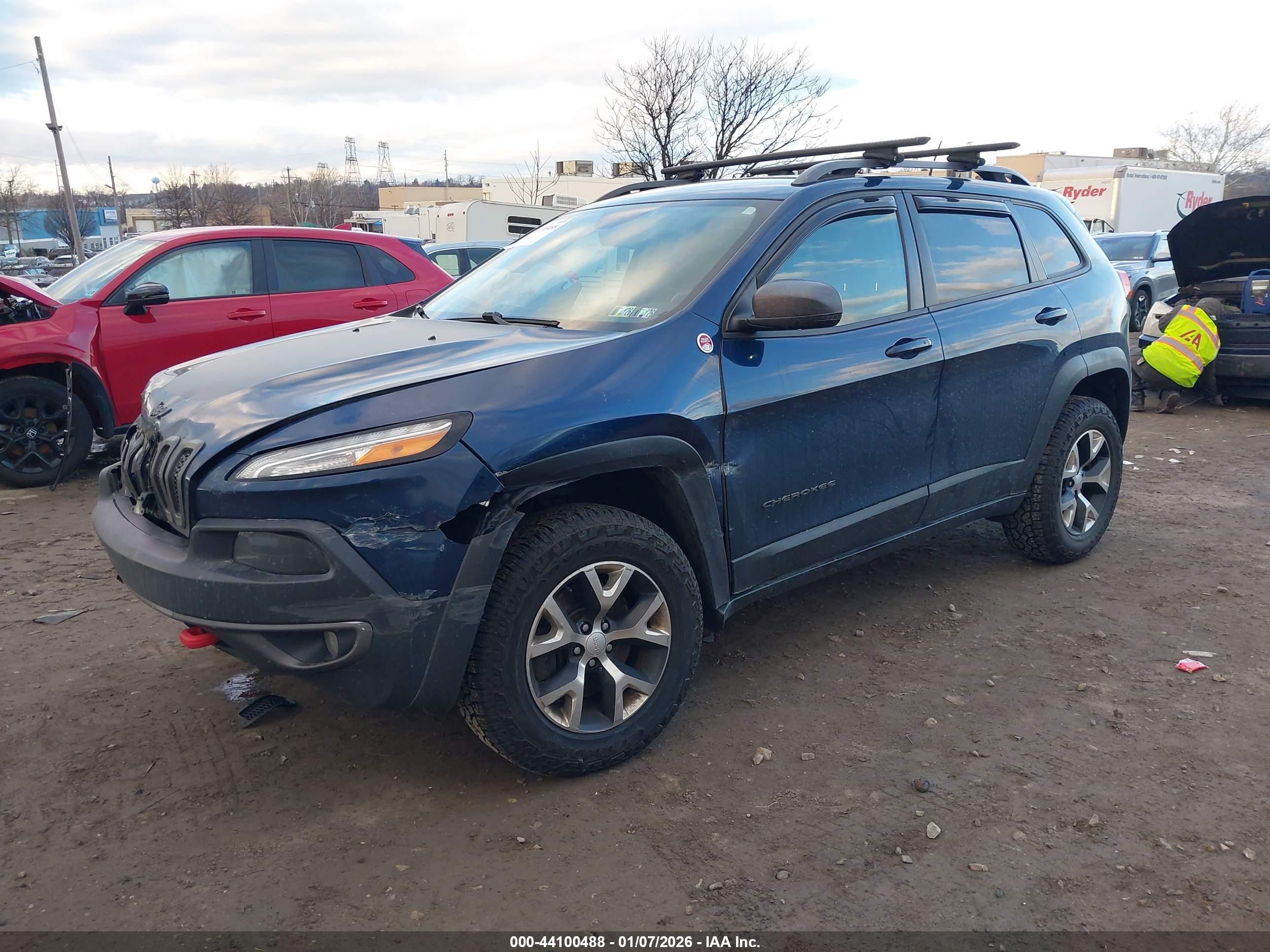 JEEP CHEROKEE image 2