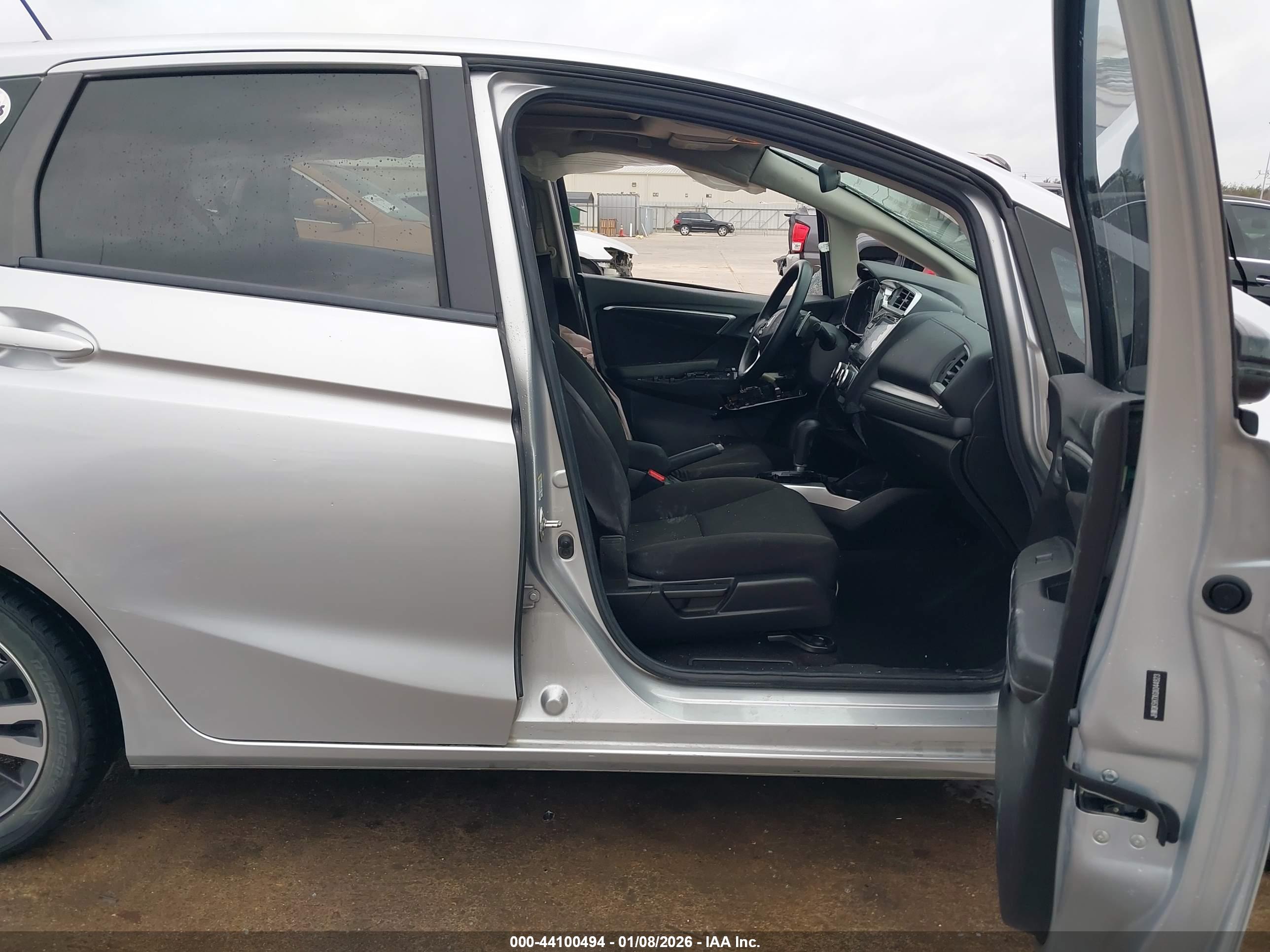 HONDA FIT image 5
