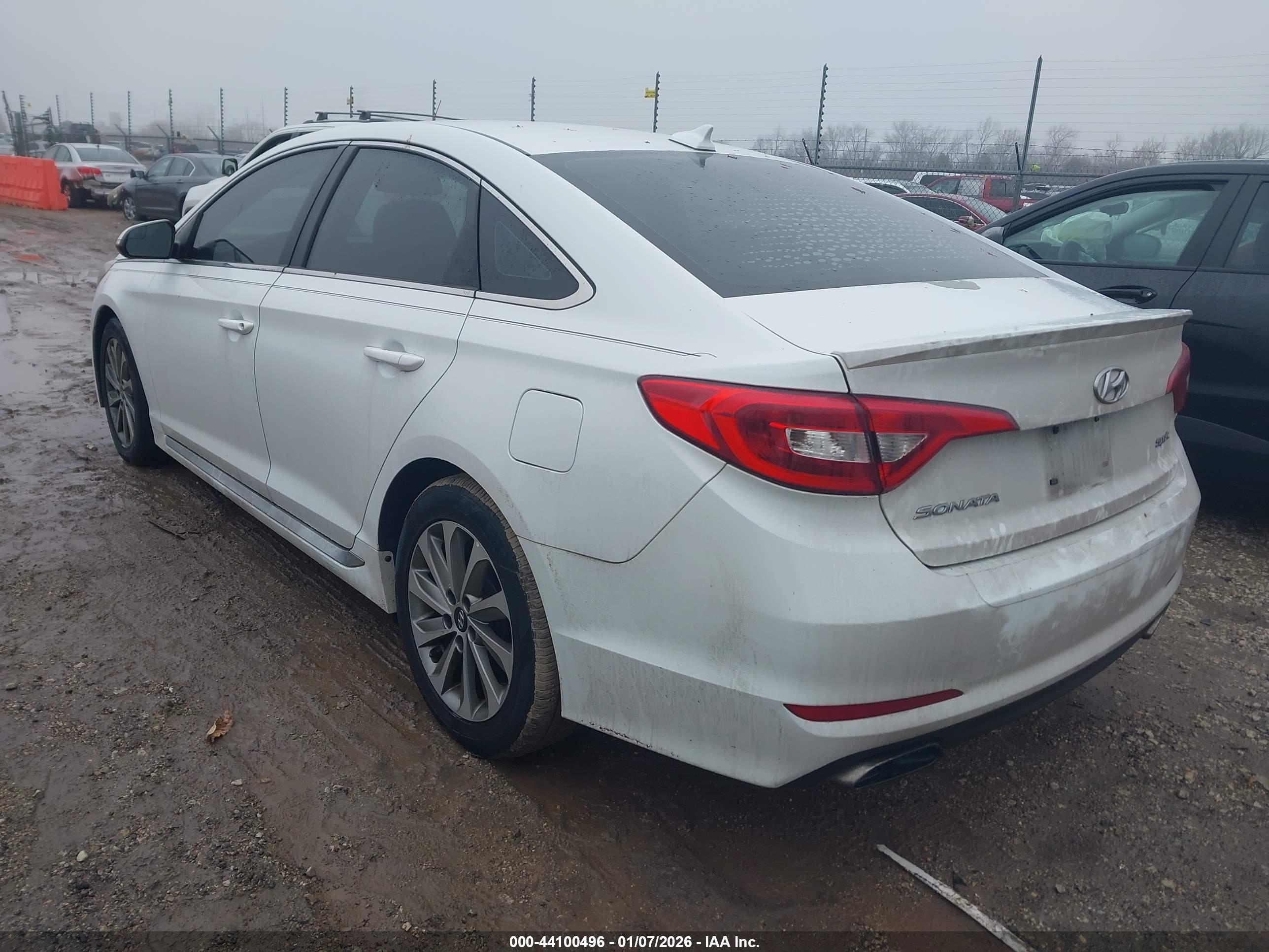 HYUNDAI SONATA image 3