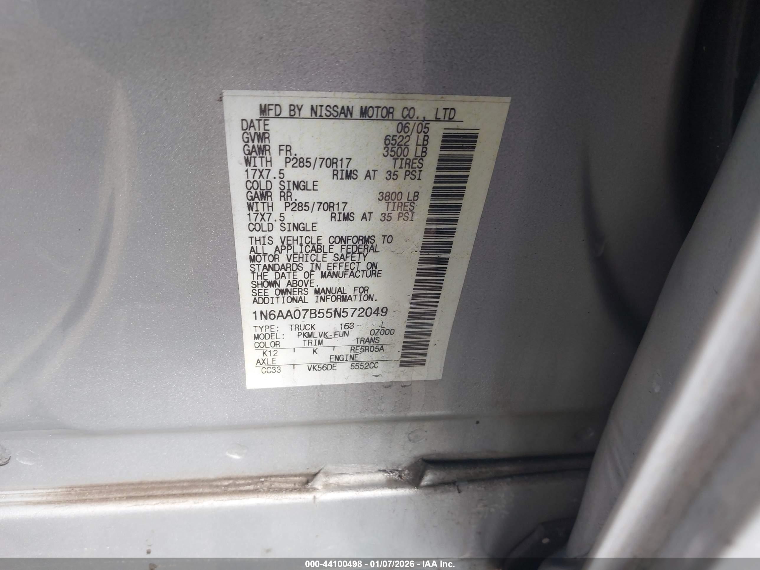 NISSAN TITAN image 9