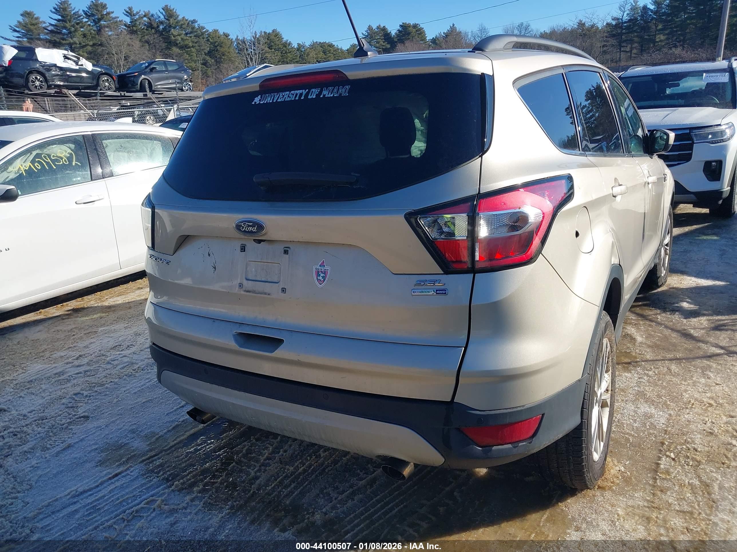 FORD ESCAPE image 4