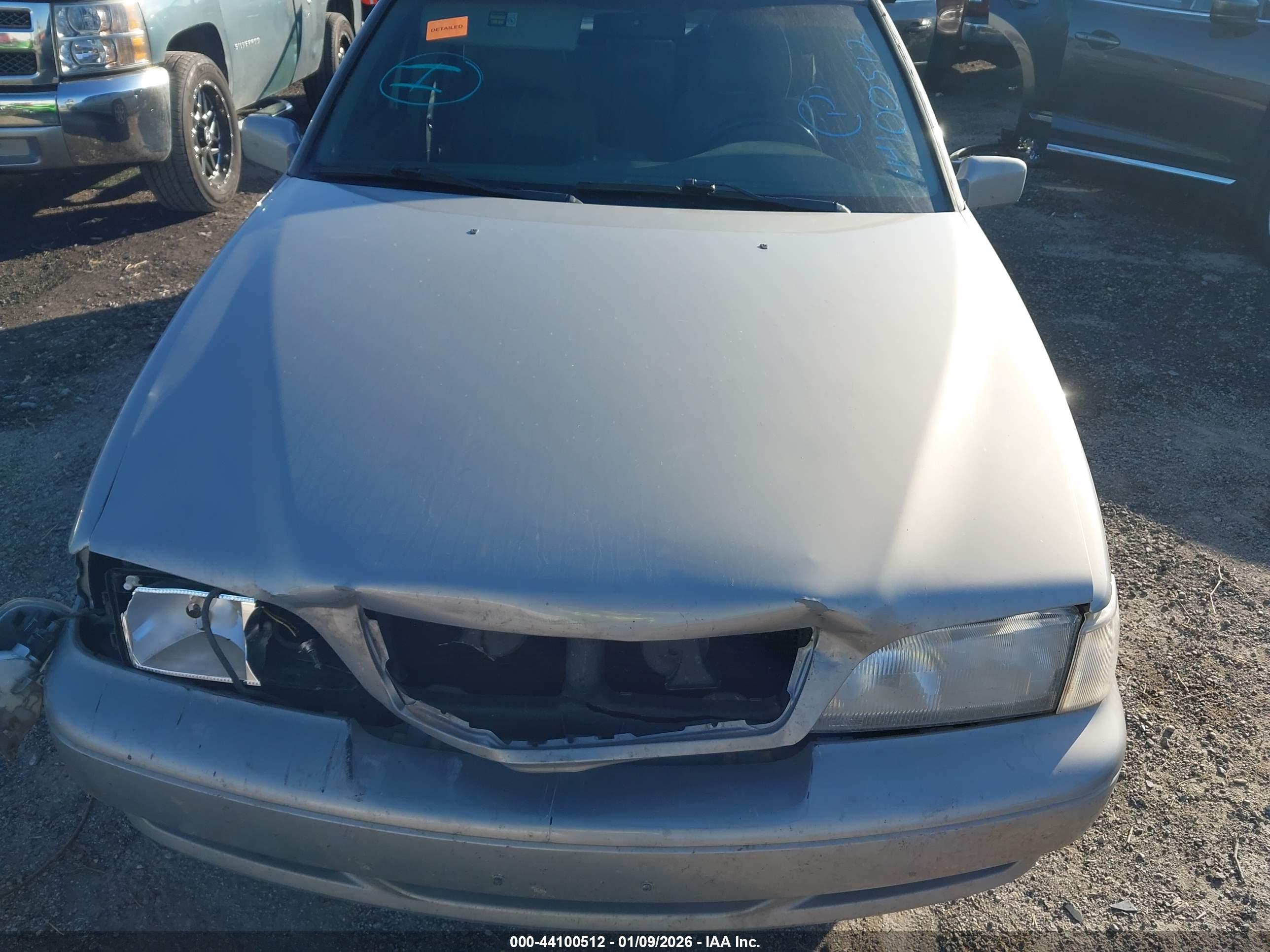 VOLVO S70 image 10