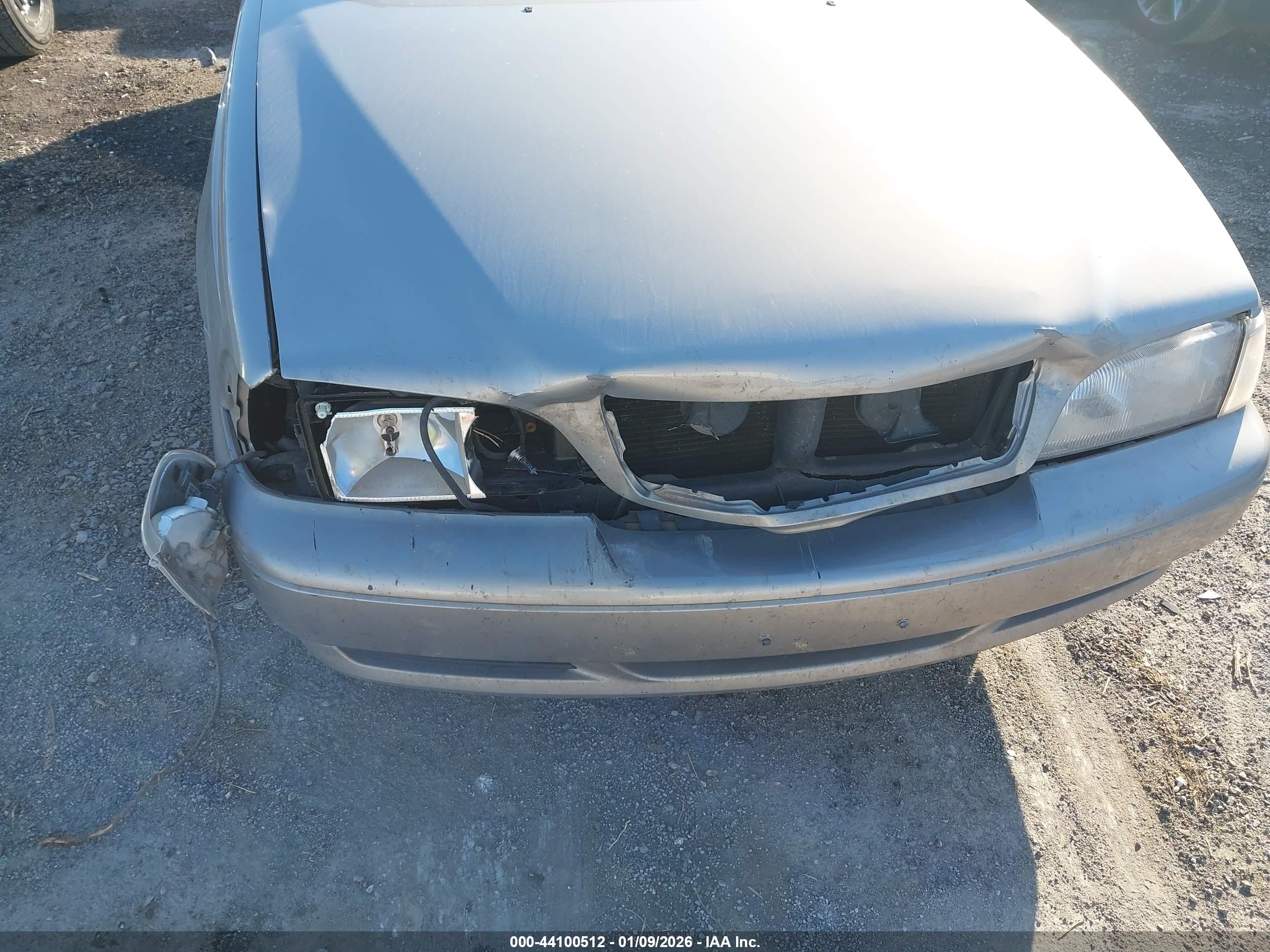 VOLVO S70 image 6