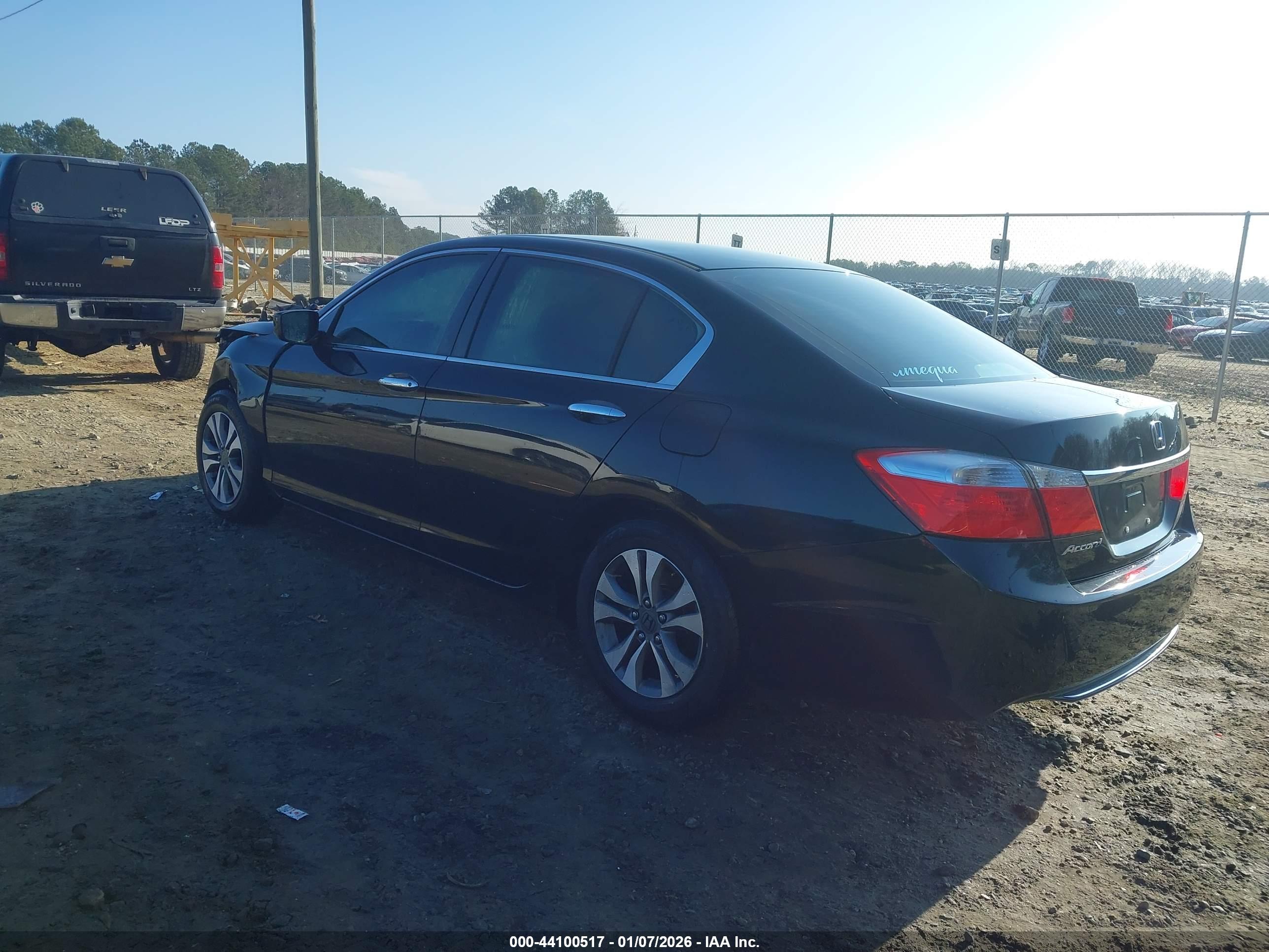 HONDA ACCORD image 3