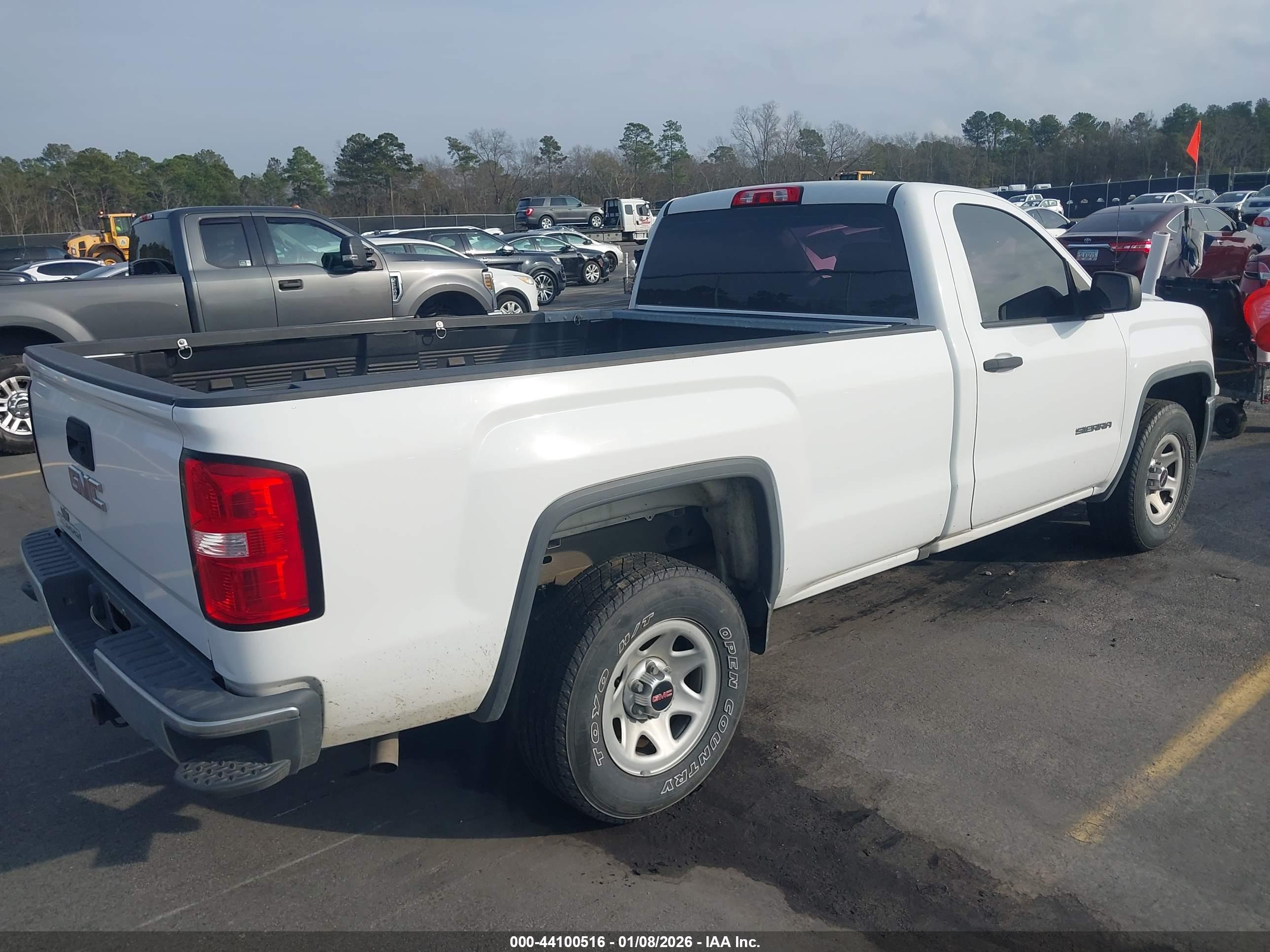GMC SIERRA image 4