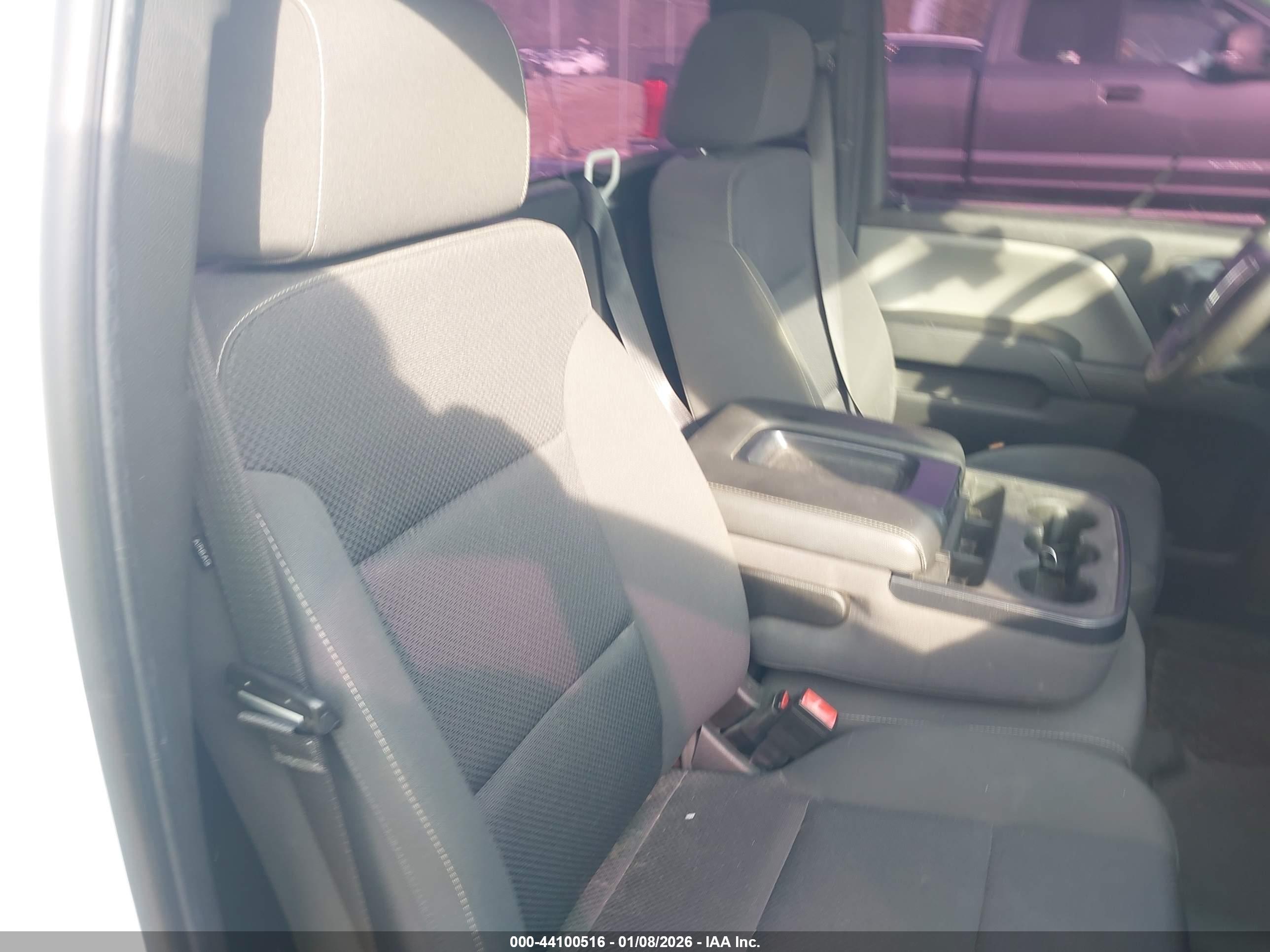 GMC SIERRA image 8