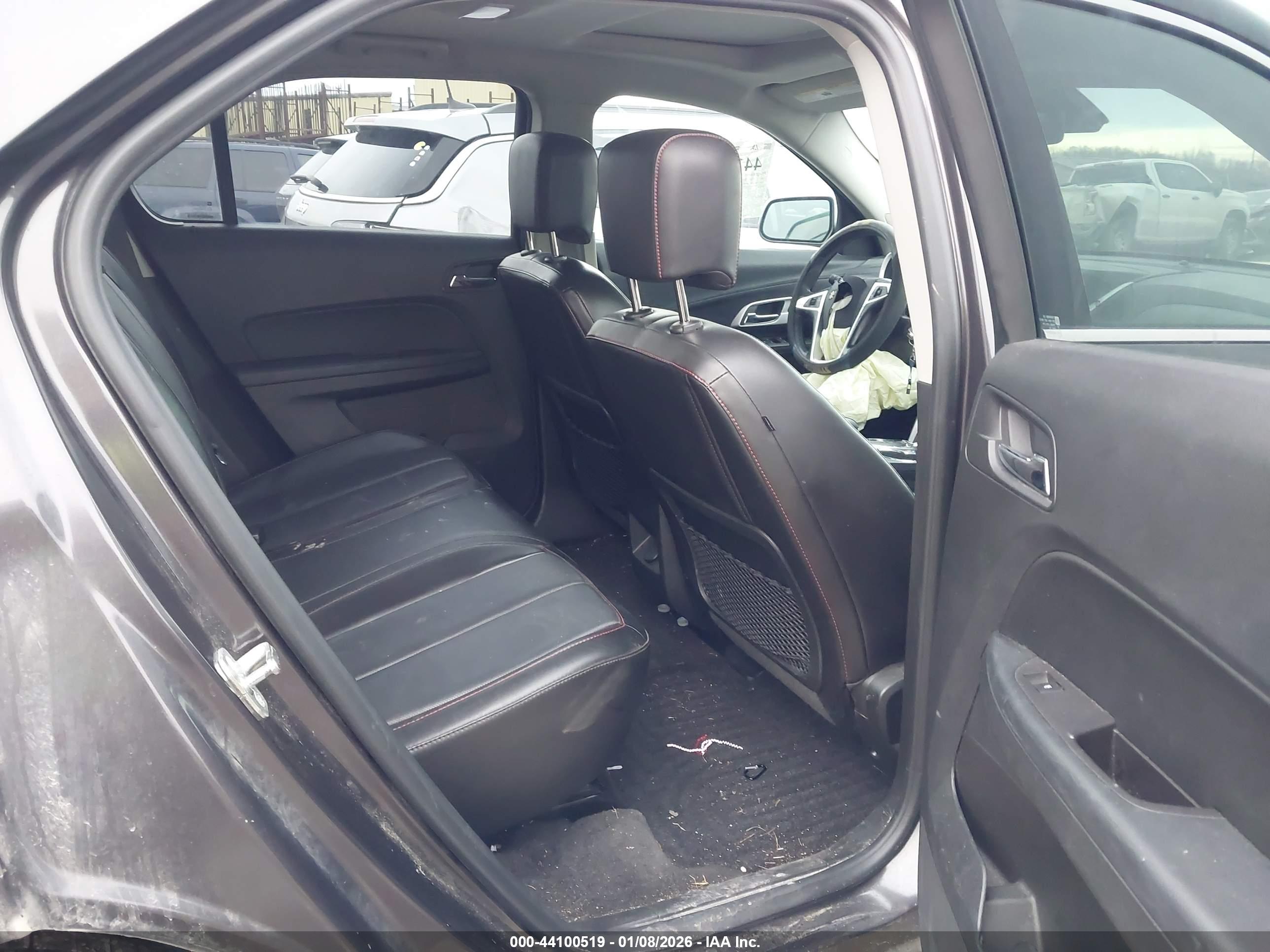CHEVROLET EQUINOX image 8