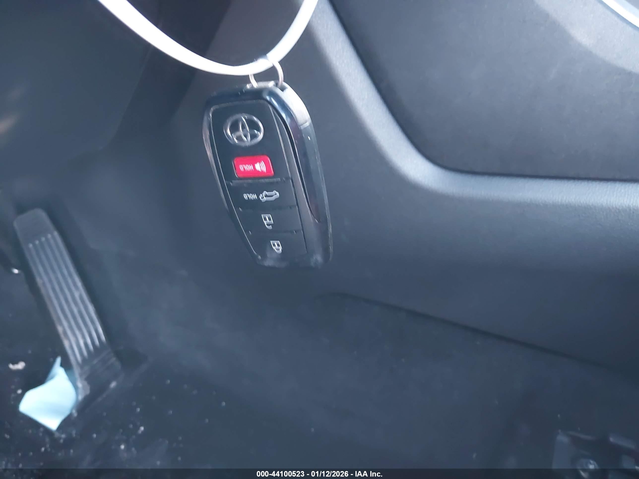 TOYOTA HIGHLANDER image 11