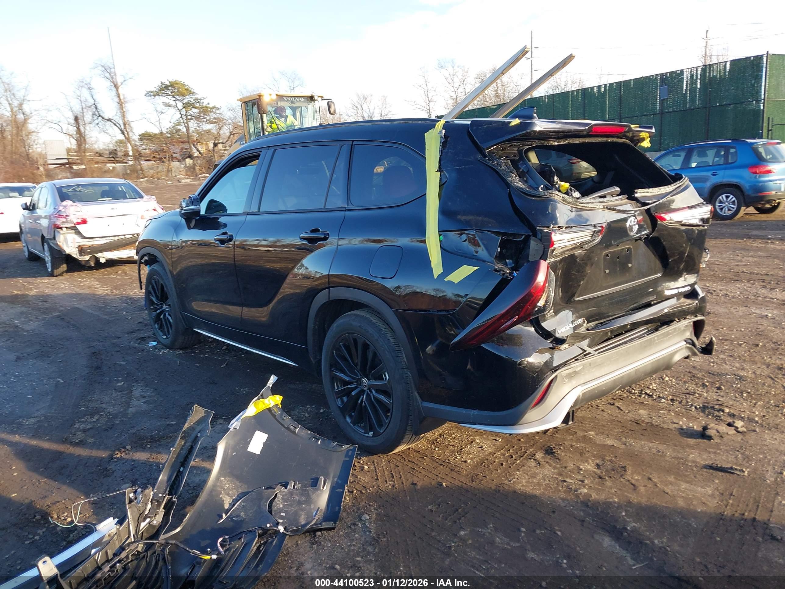 TOYOTA HIGHLANDER image 3