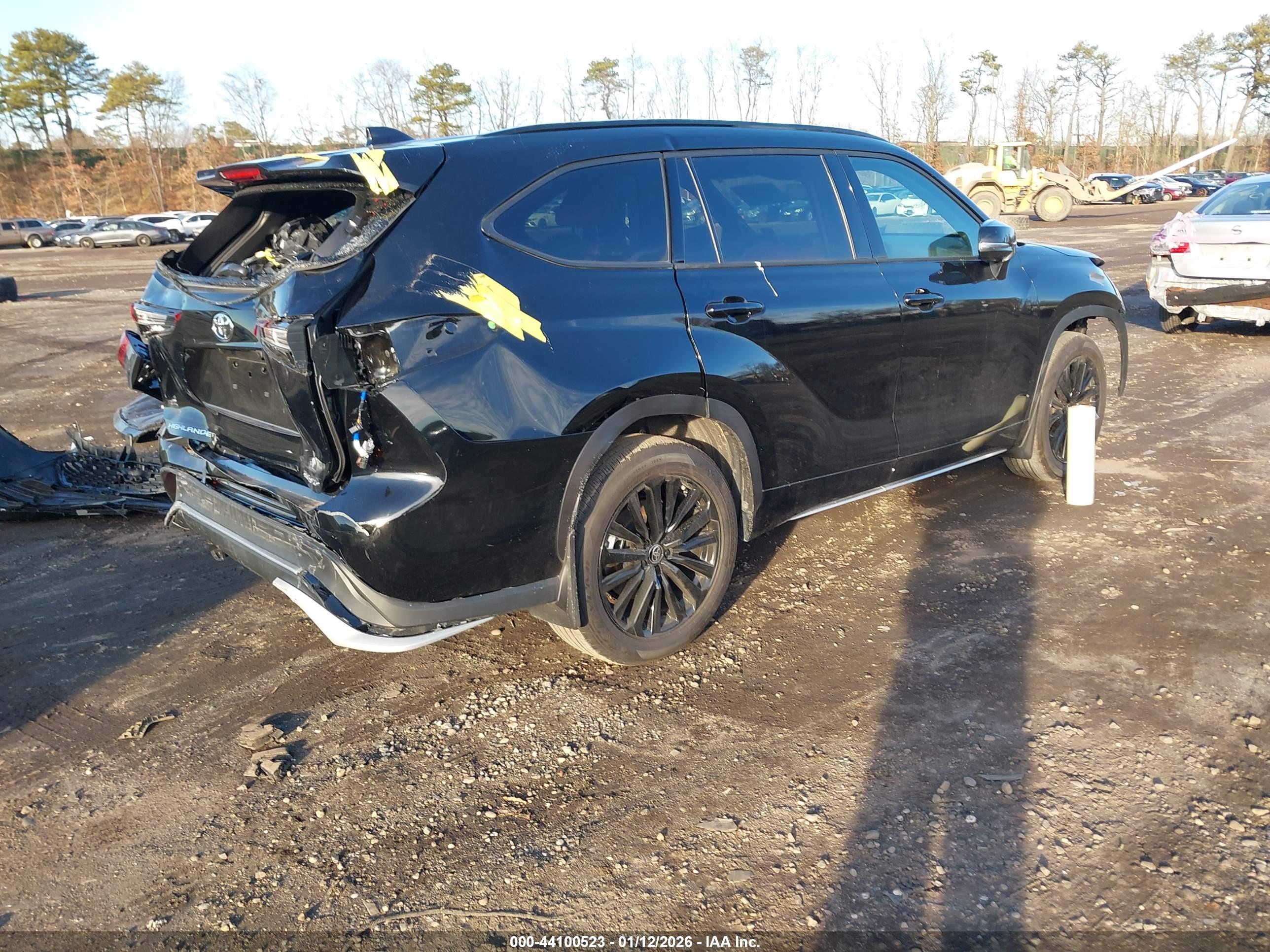 TOYOTA HIGHLANDER image 4