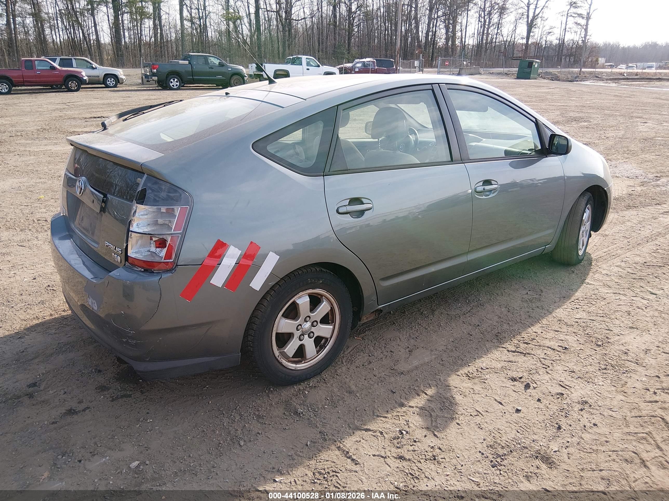 TOYOTA PRIUS image 4