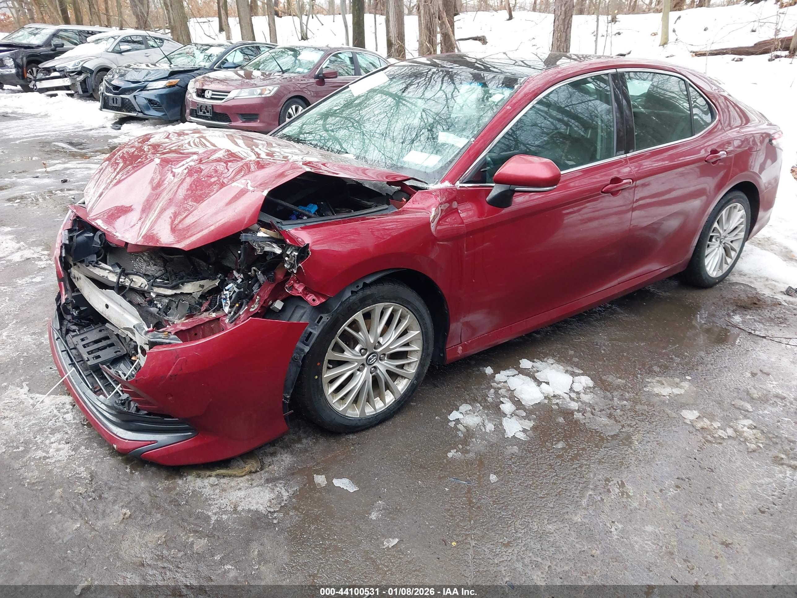 TOYOTA CAMRY image 2