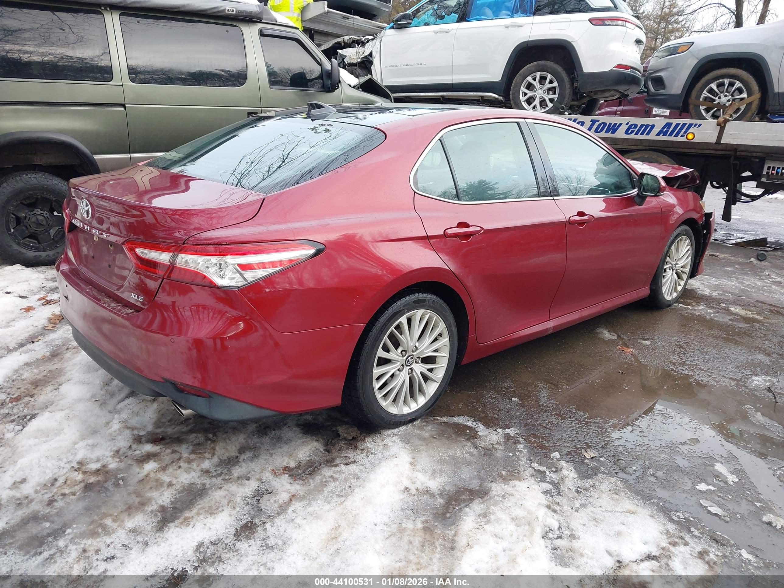 TOYOTA CAMRY image 4