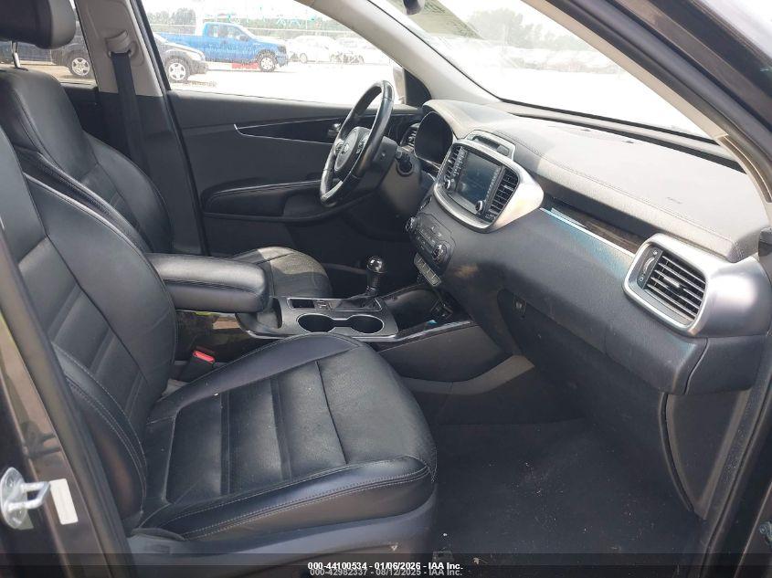 KIA SORENTO image 5
