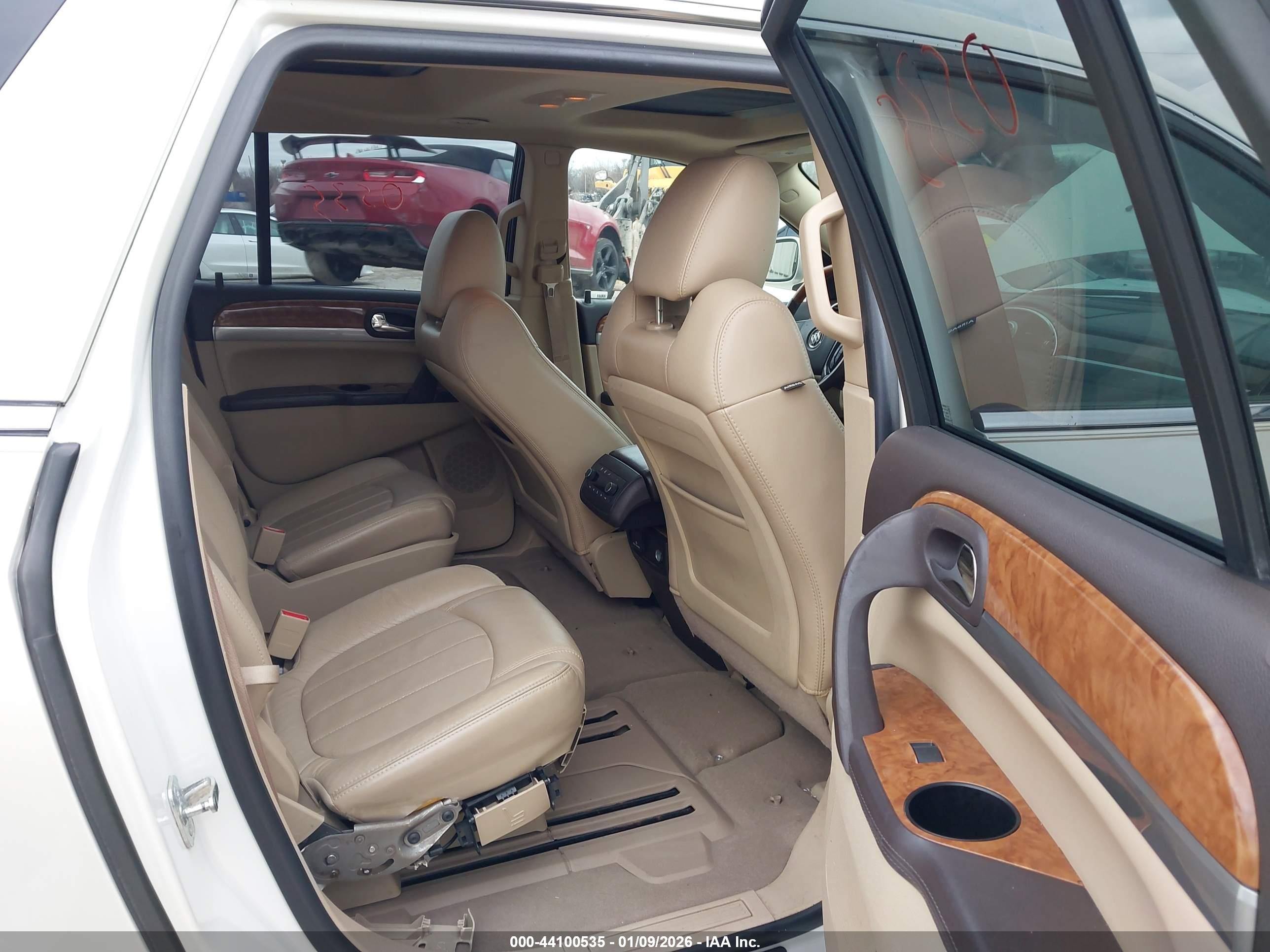 BUICK ENCLAVE image 8