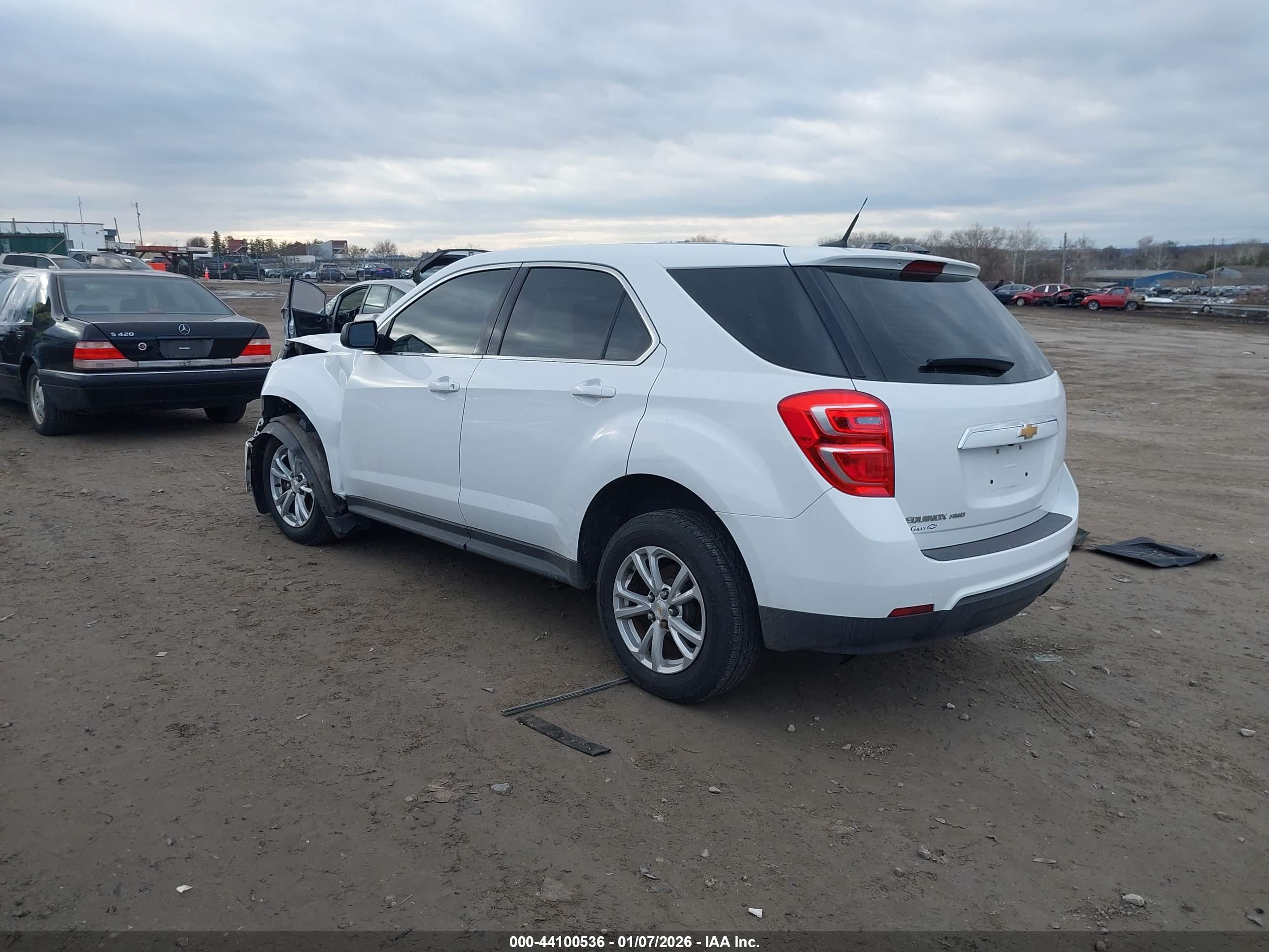 CHEVROLET EQUINOX image 3