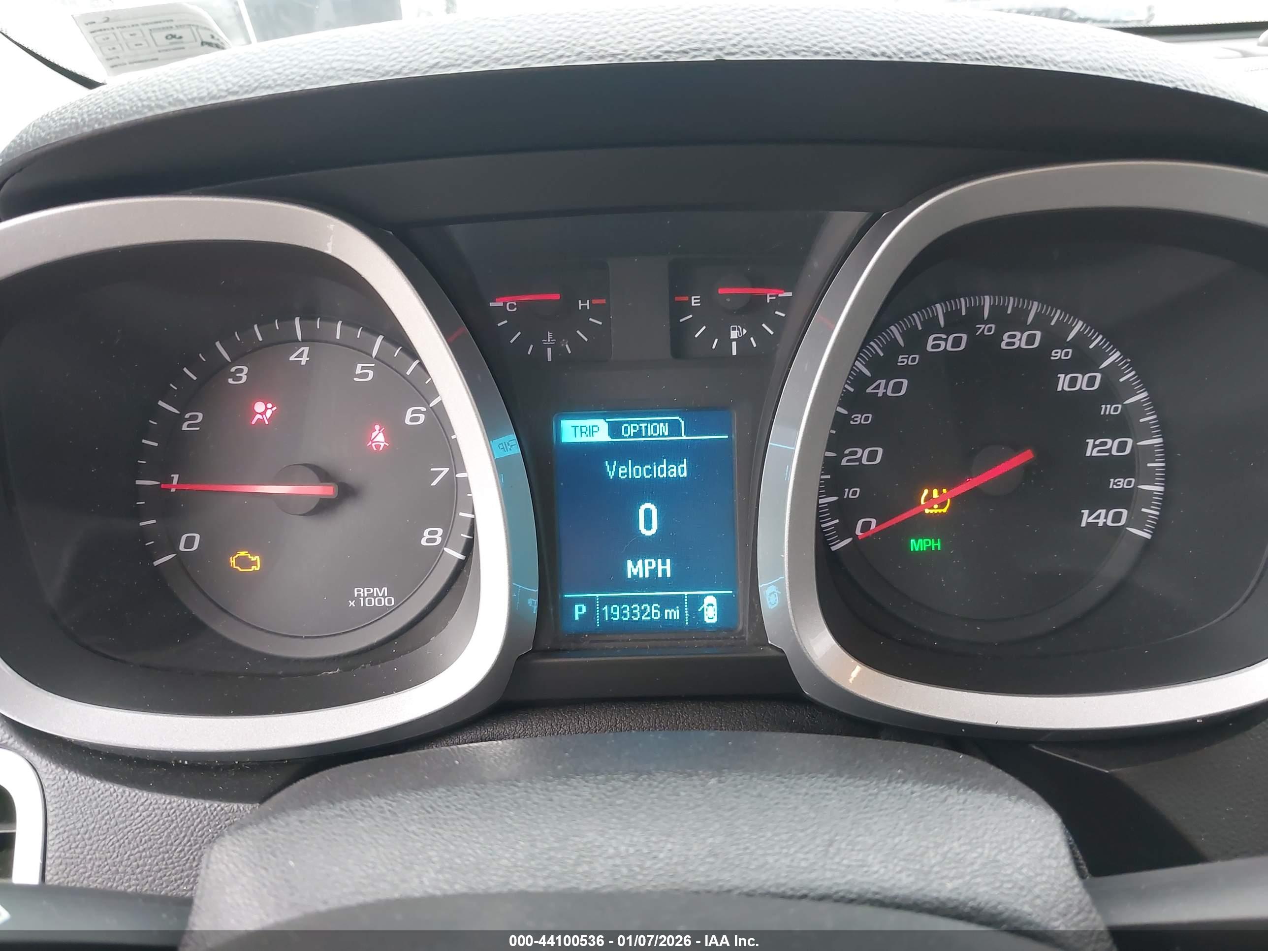 CHEVROLET EQUINOX image 7