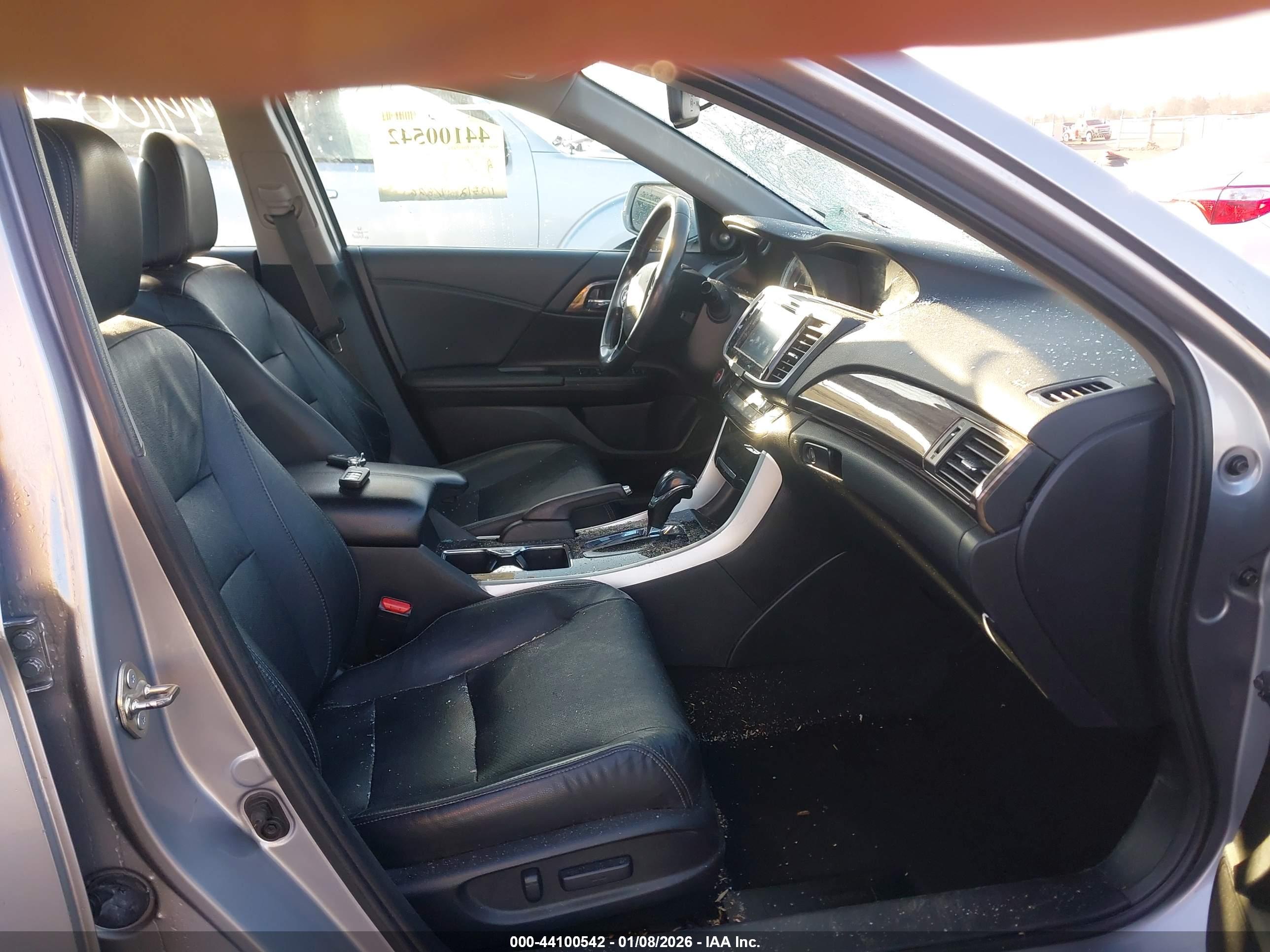 HONDA ACCORD image 5