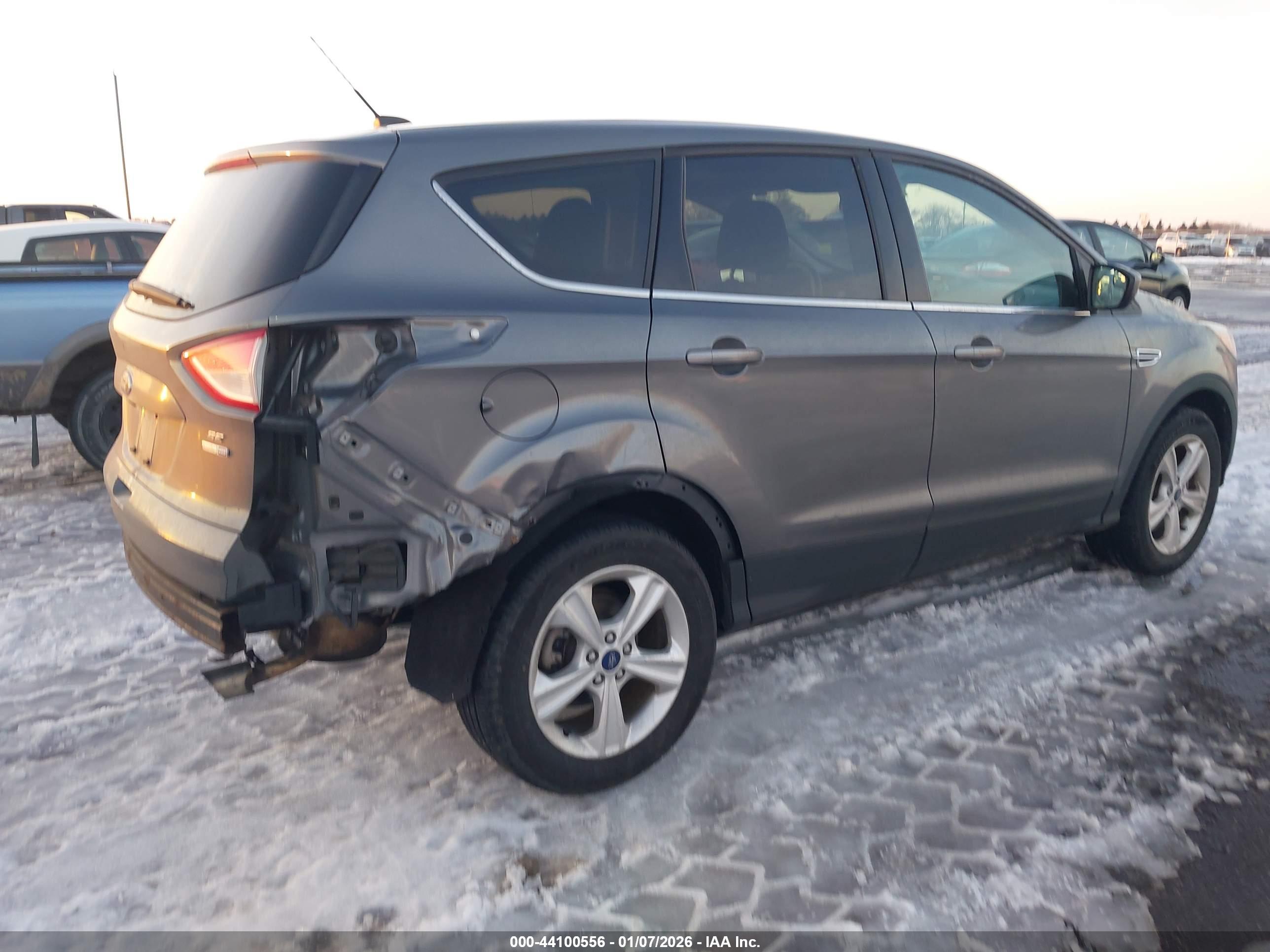 FORD ESCAPE image 4
