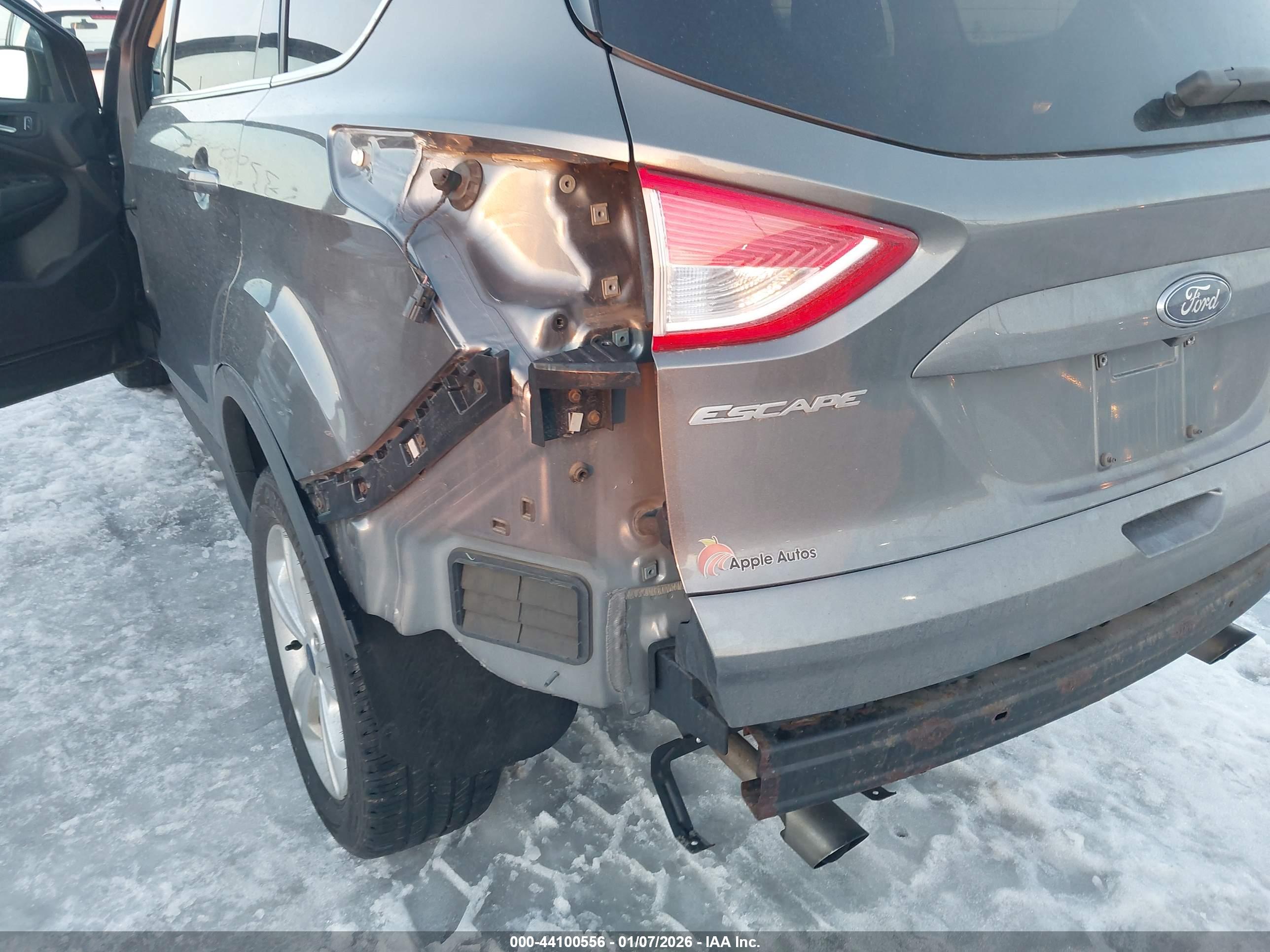FORD ESCAPE image 6