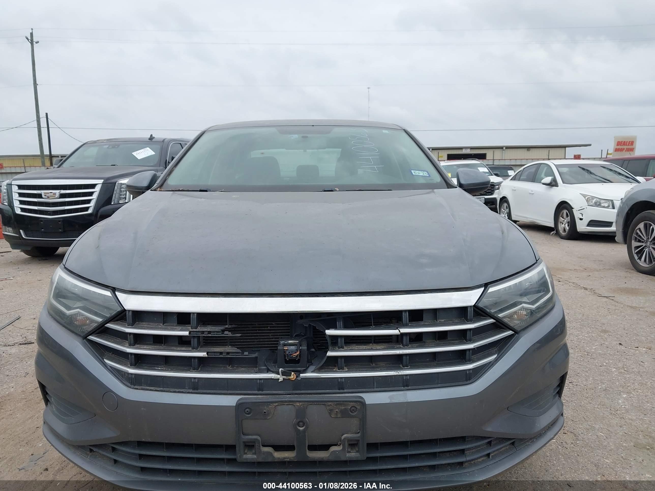 VOLKSWAGEN JETTA image 6