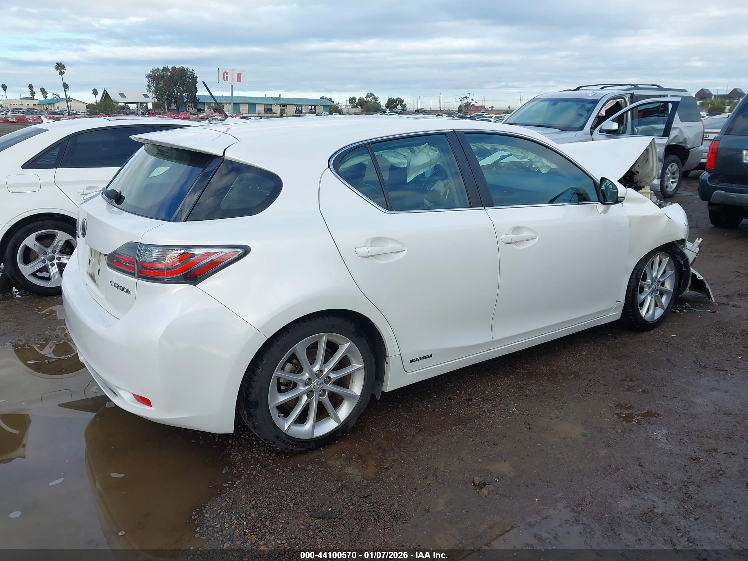 LEXUS CT image 4