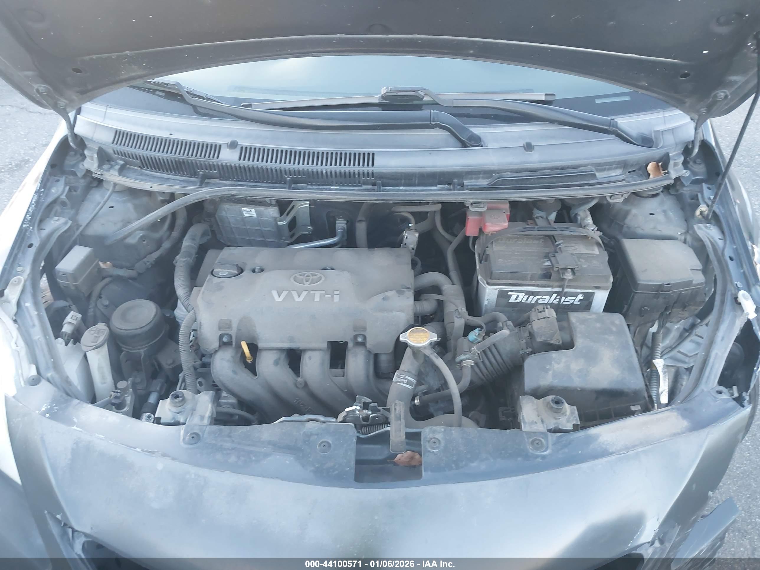 TOYOTA YARIS image 10