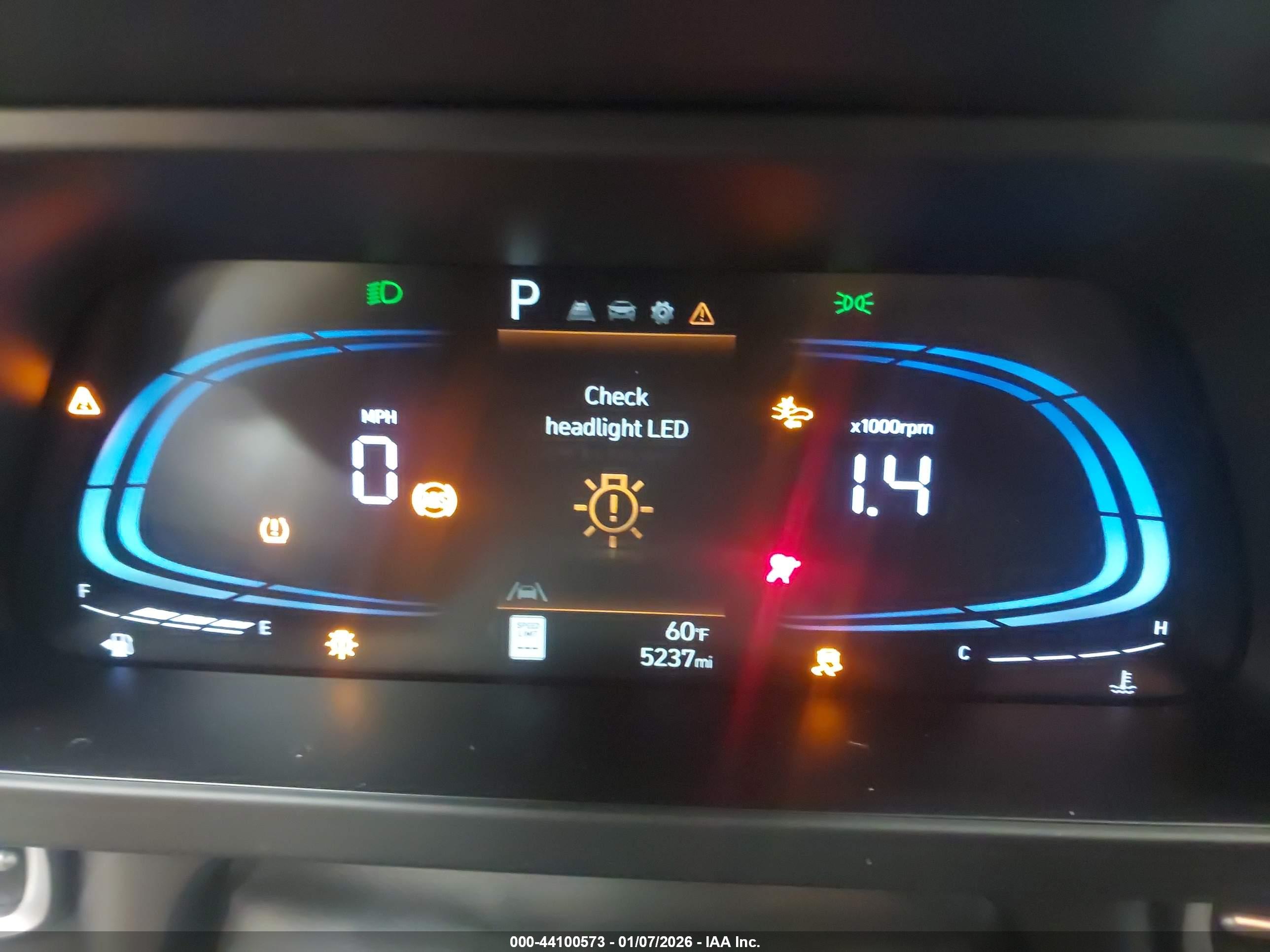 HYUNDAI ELANTRA image 7