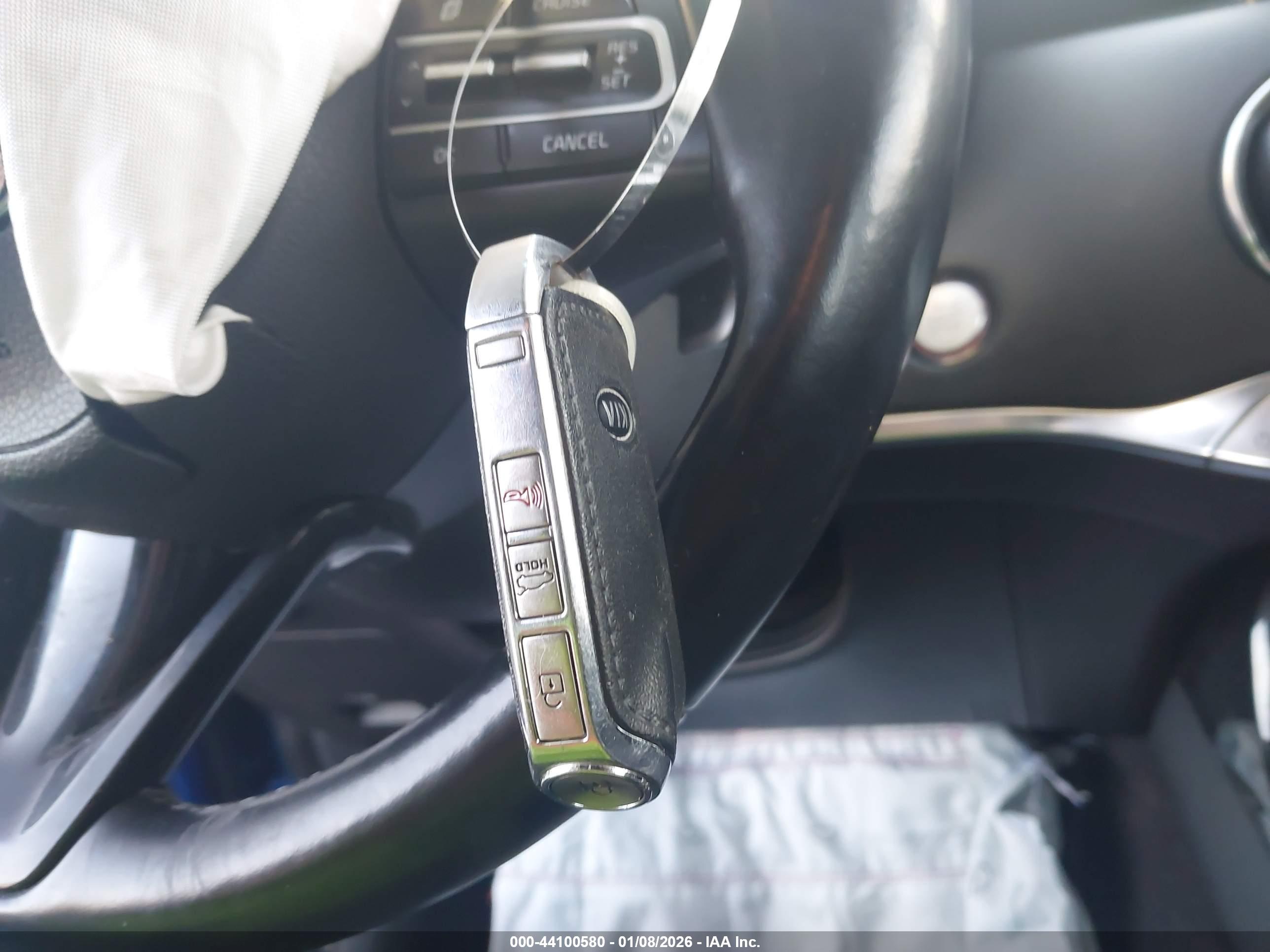 KIA STINGER image 11