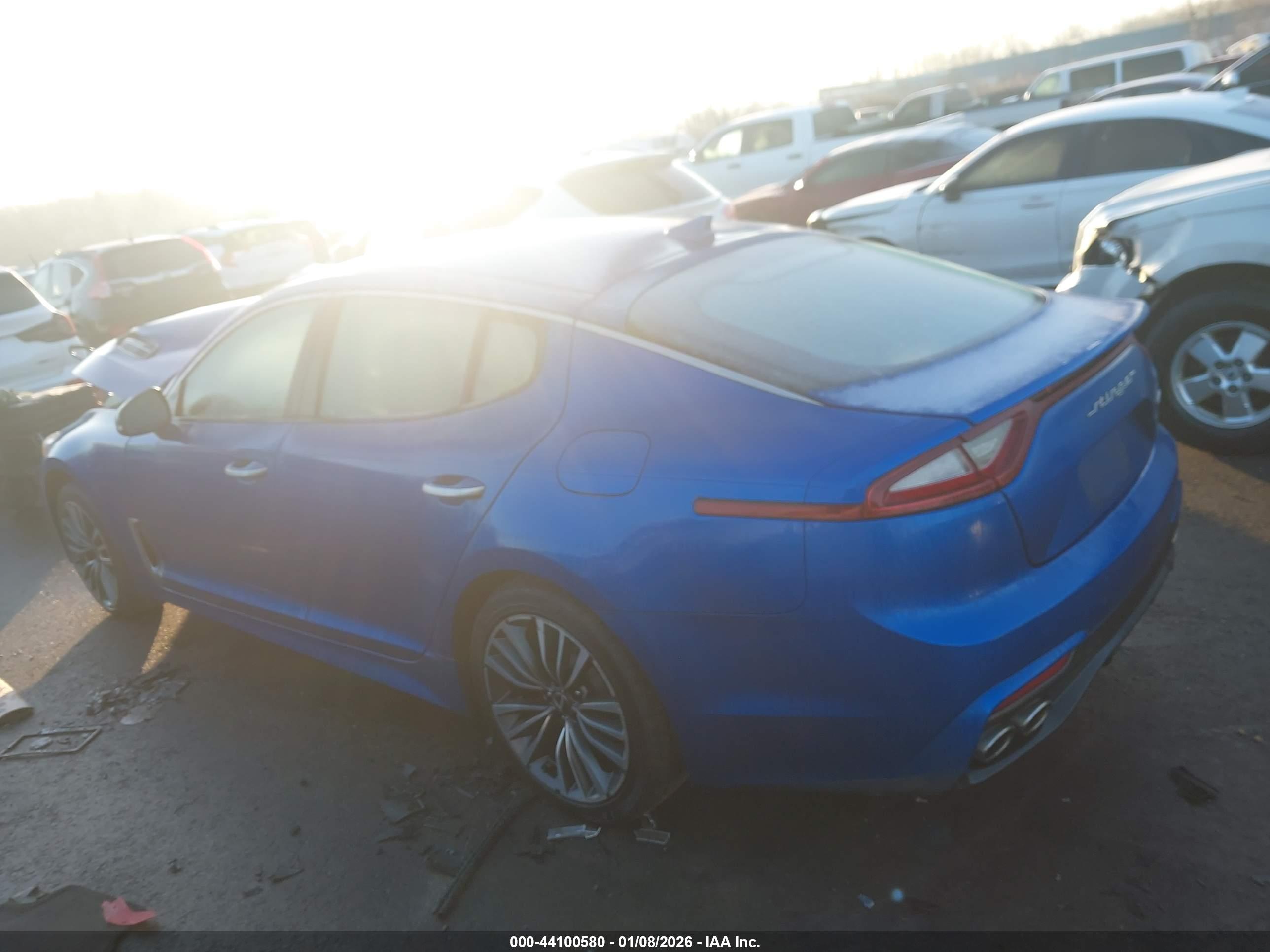 KIA STINGER image 3