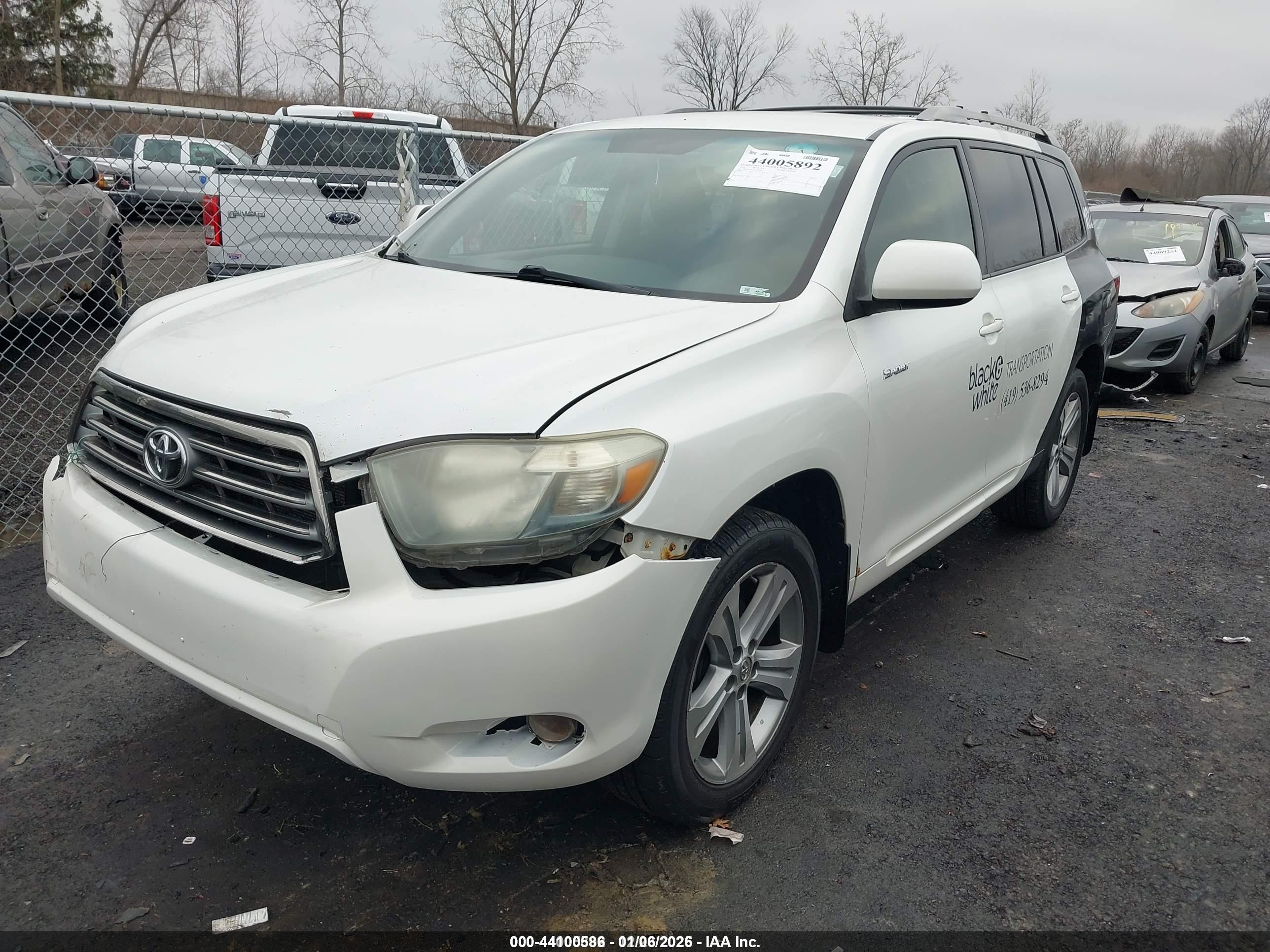 TOYOTA HIGHLANDER image 2