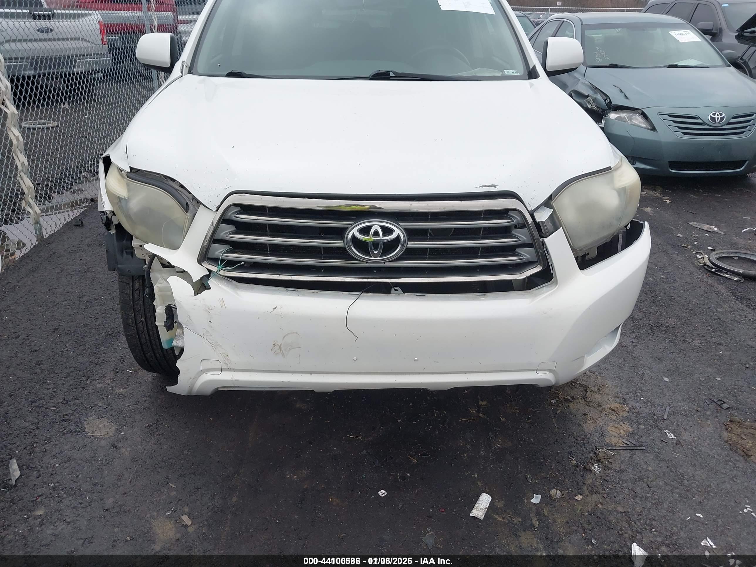 TOYOTA HIGHLANDER image 6