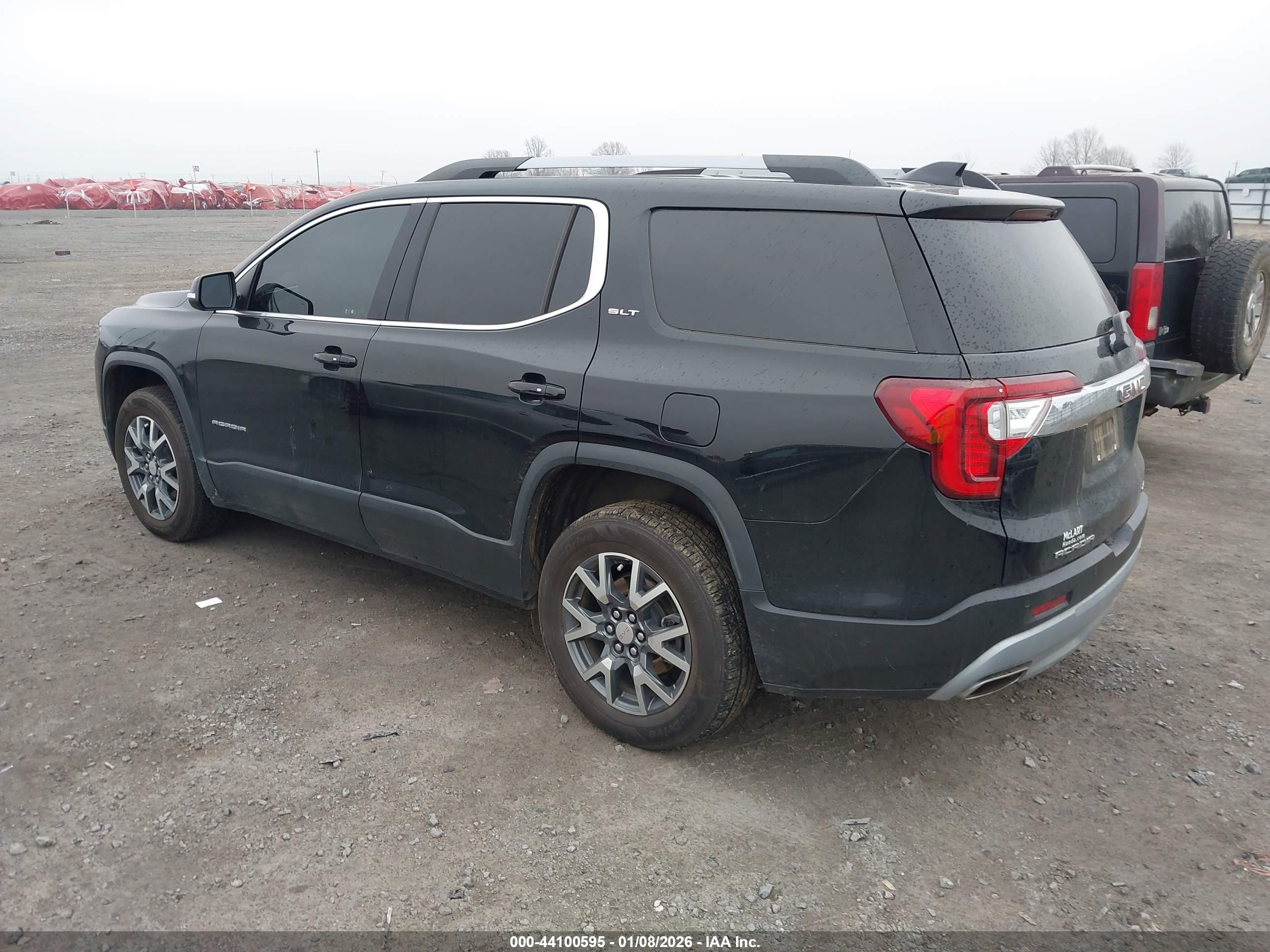 GMC ACADIA image 3