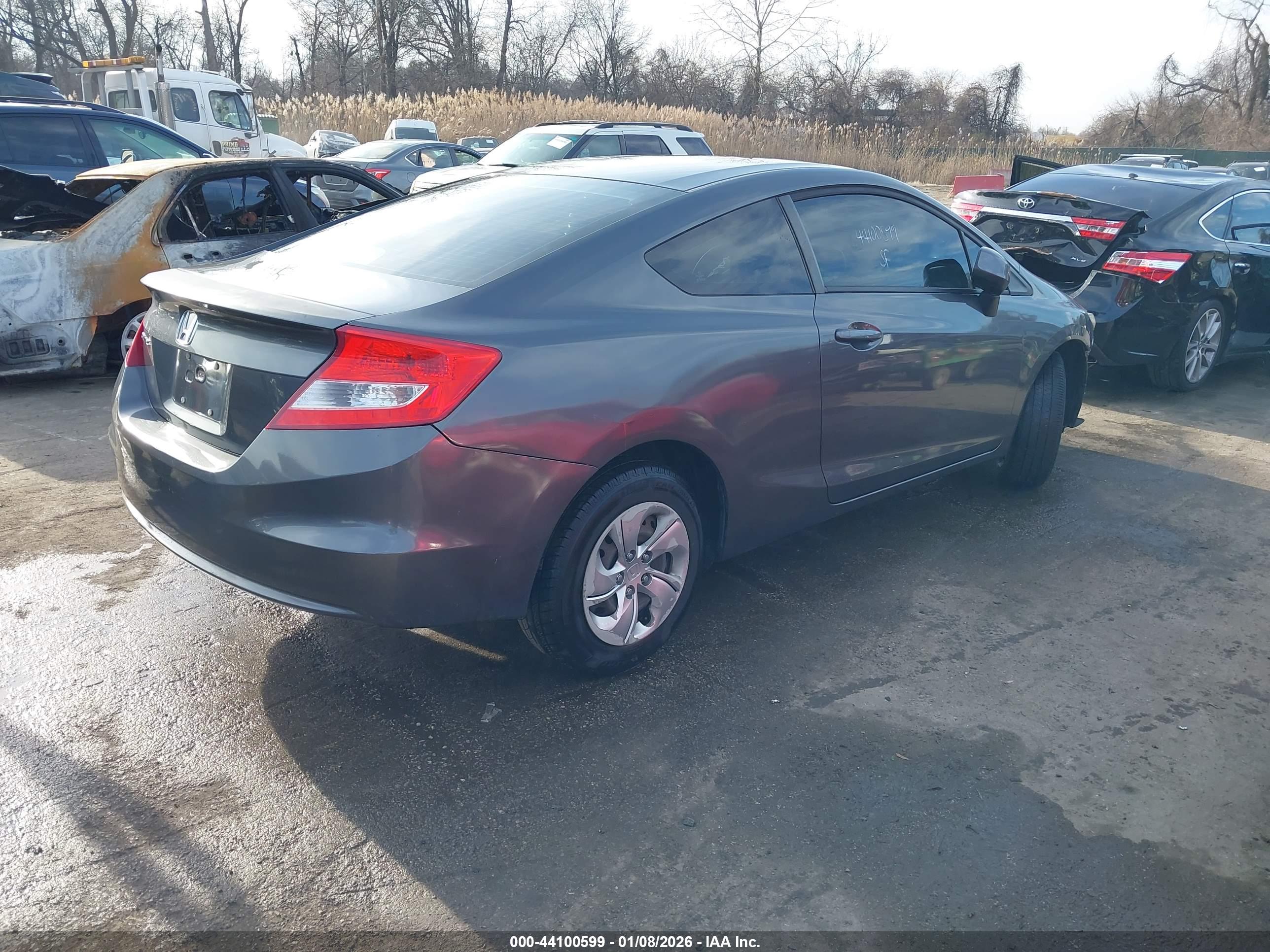 HONDA CIVIC image 4