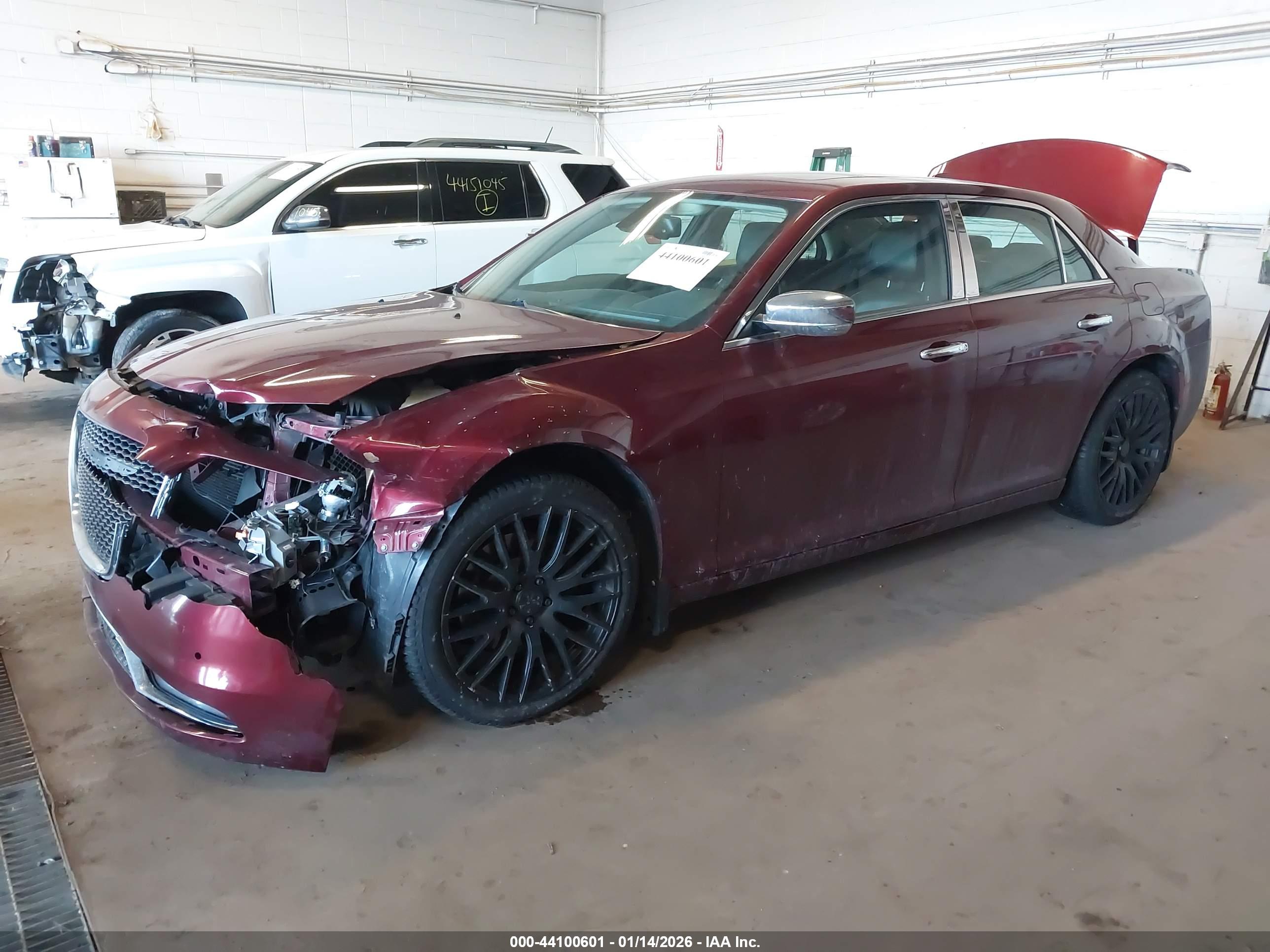 CHRYSLER 300C image 2
