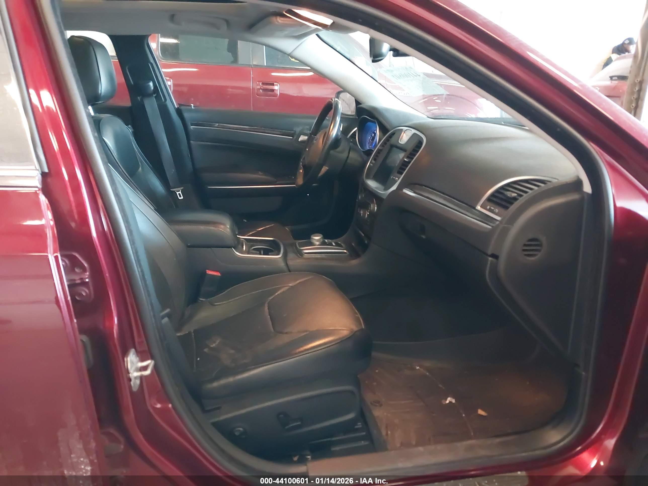 CHRYSLER 300C image 5