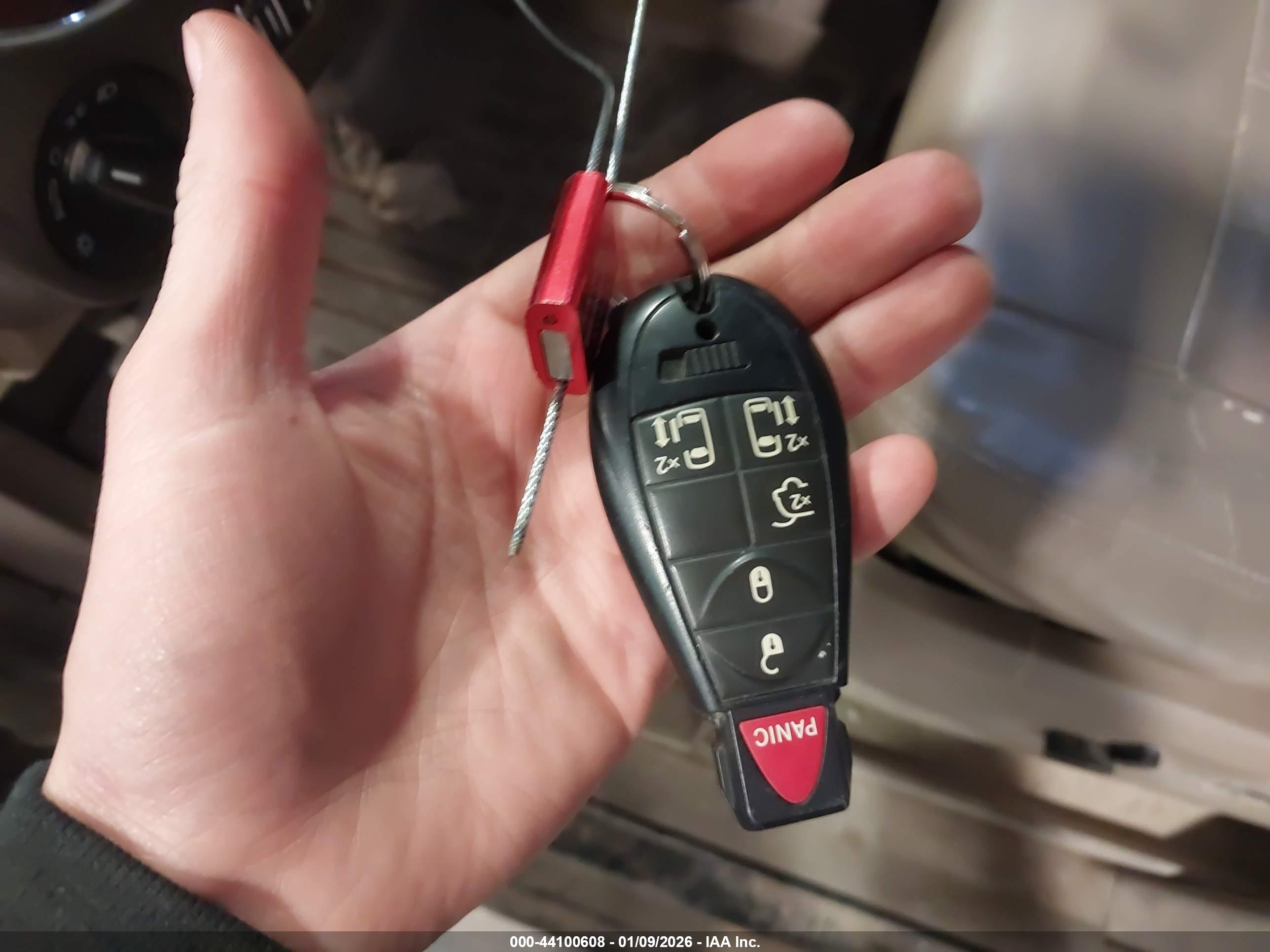 CHRYSLER TOWN image 11