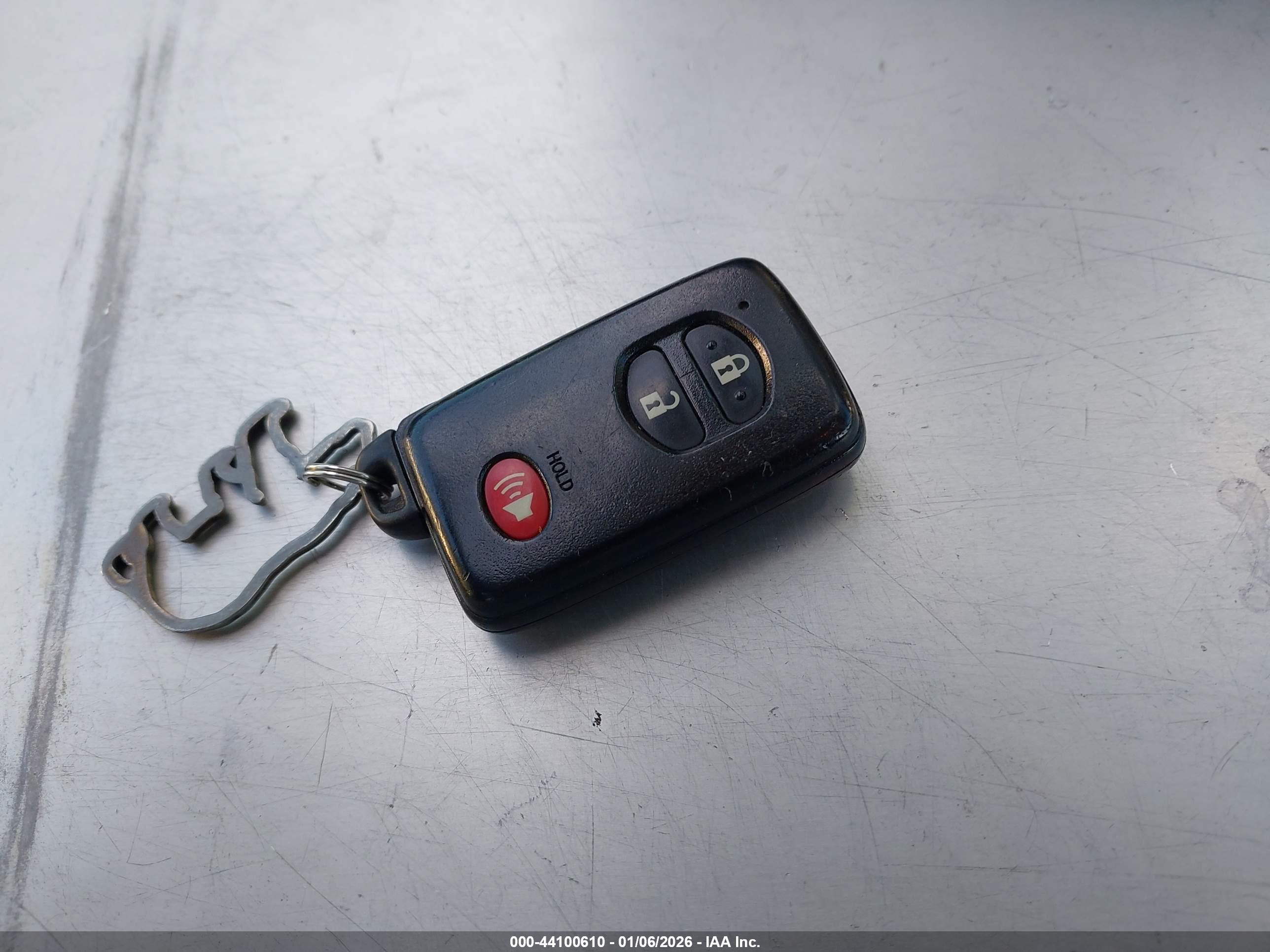 TOYOTA PRIUS image 11